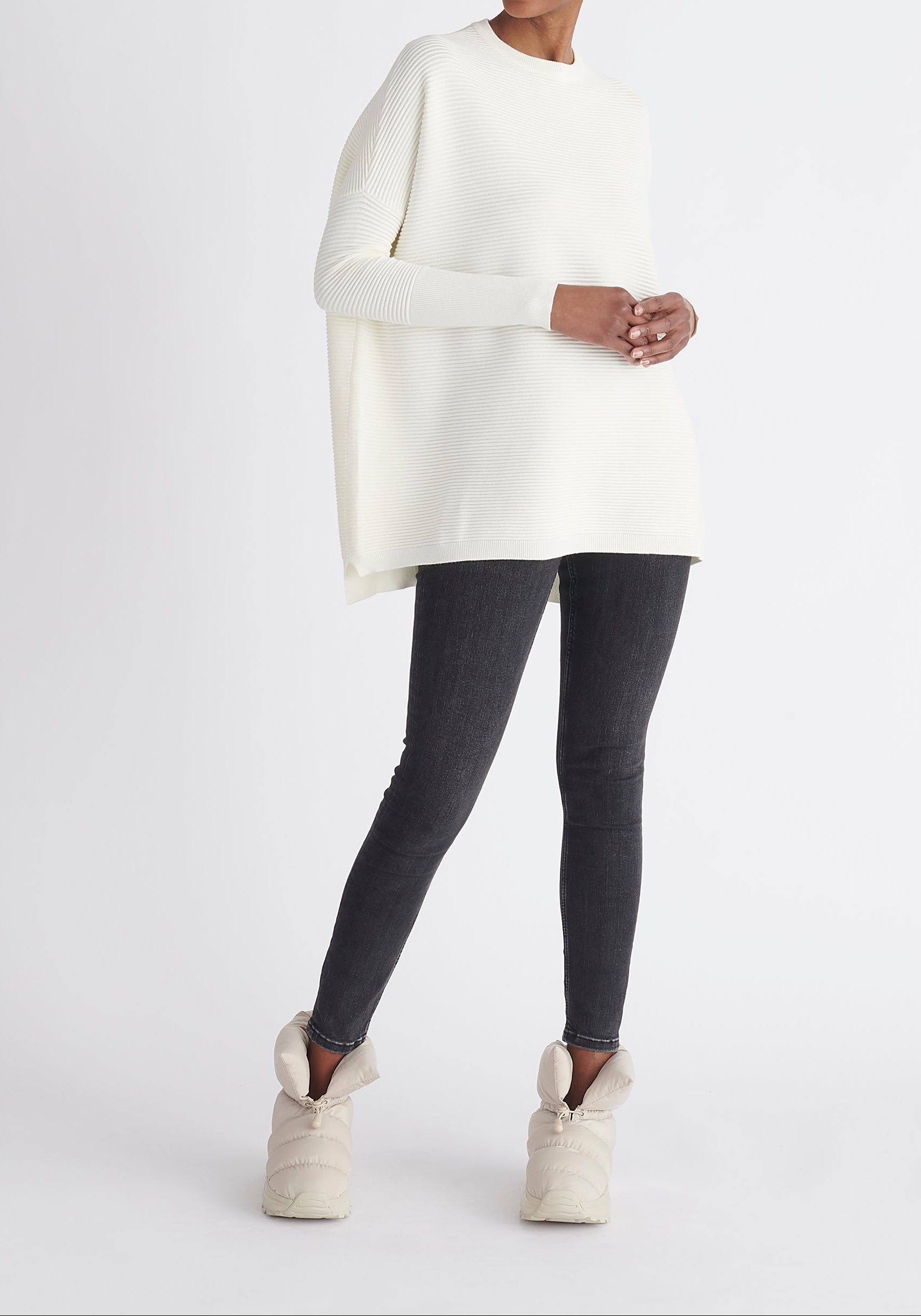 Paisie Ribbed Oversized Knit Jumper in White