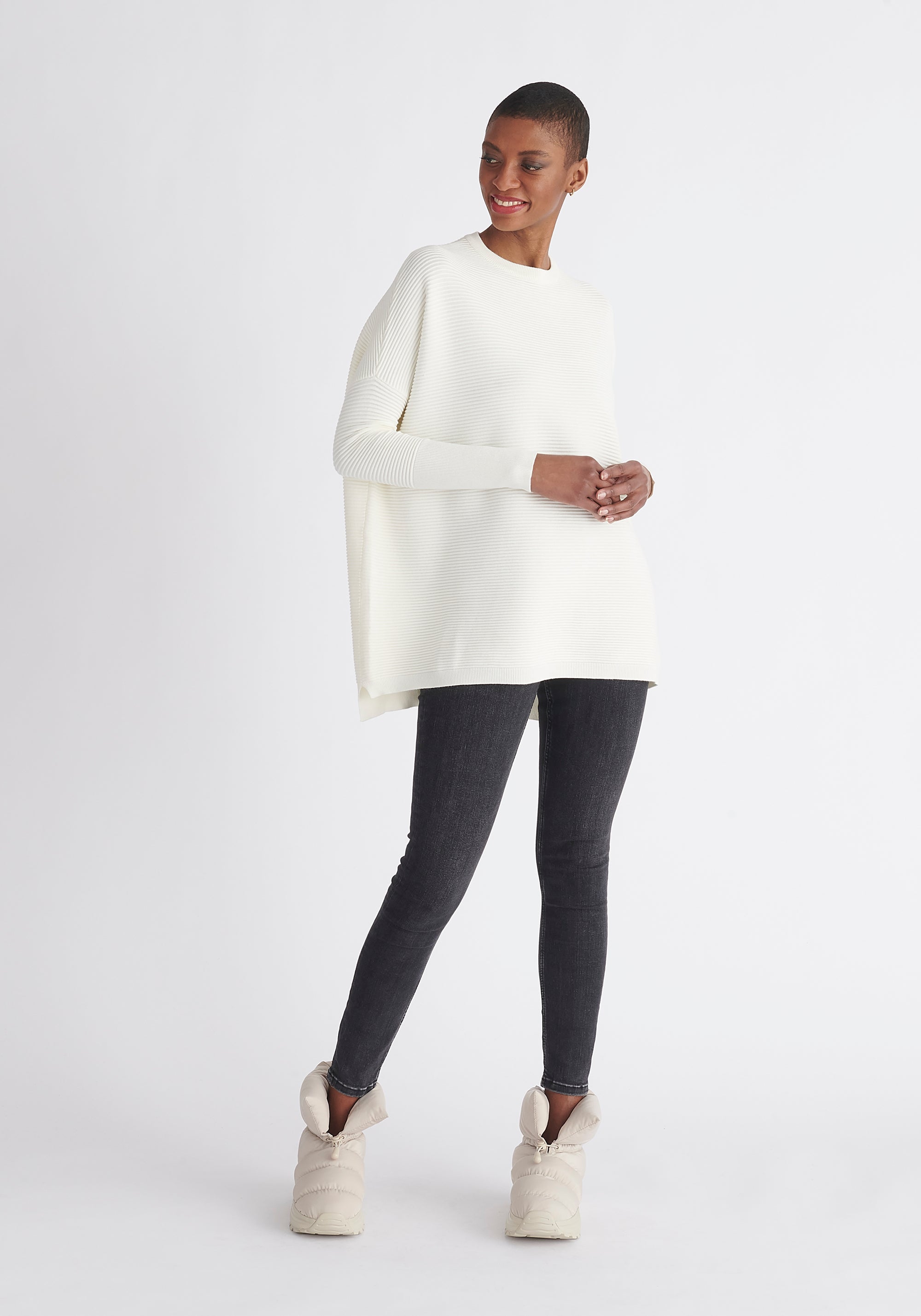Paisie Ribbed Oversized Knit Jumper in White