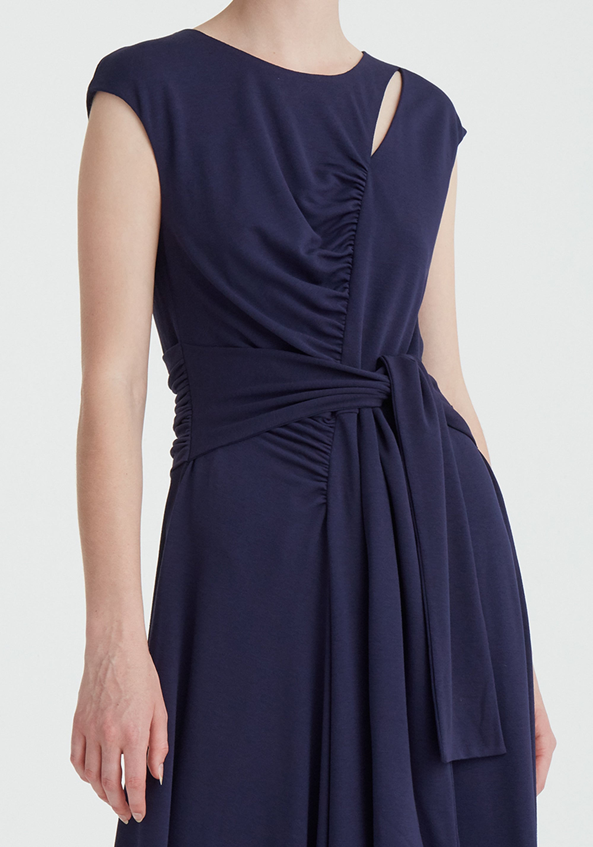 Paisie Ruched Waist Tie Midi Dress in Navy Close Up