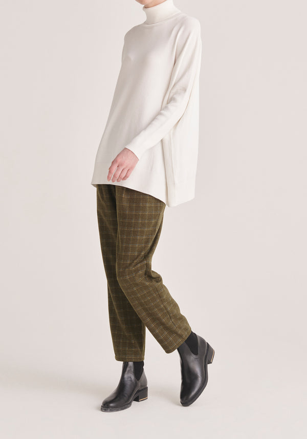 Paisie Oversized Roll Neck Jumper in White