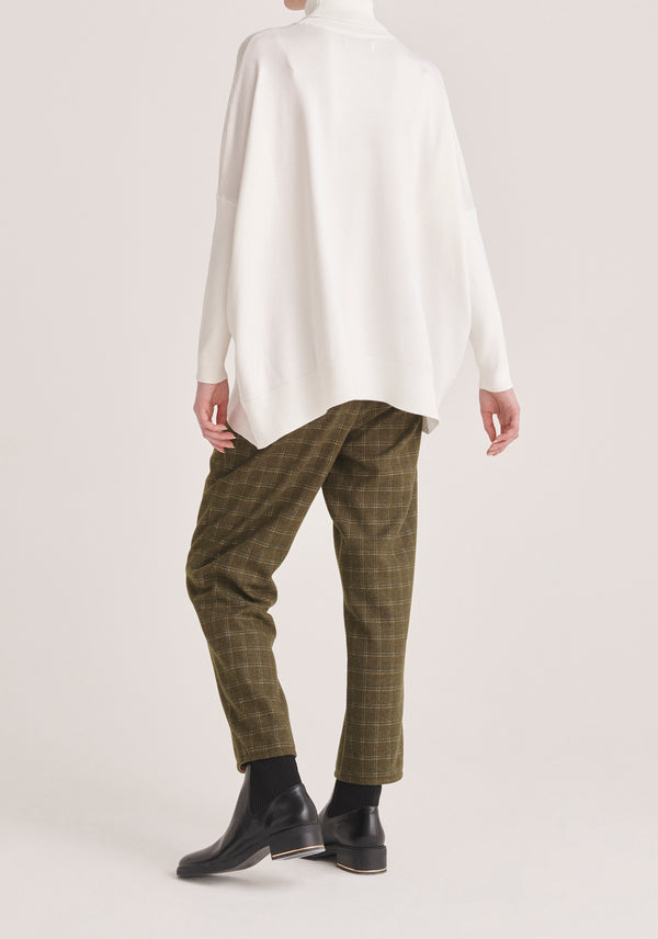 Paisie Oversized Roll Neck Jumper in White Back