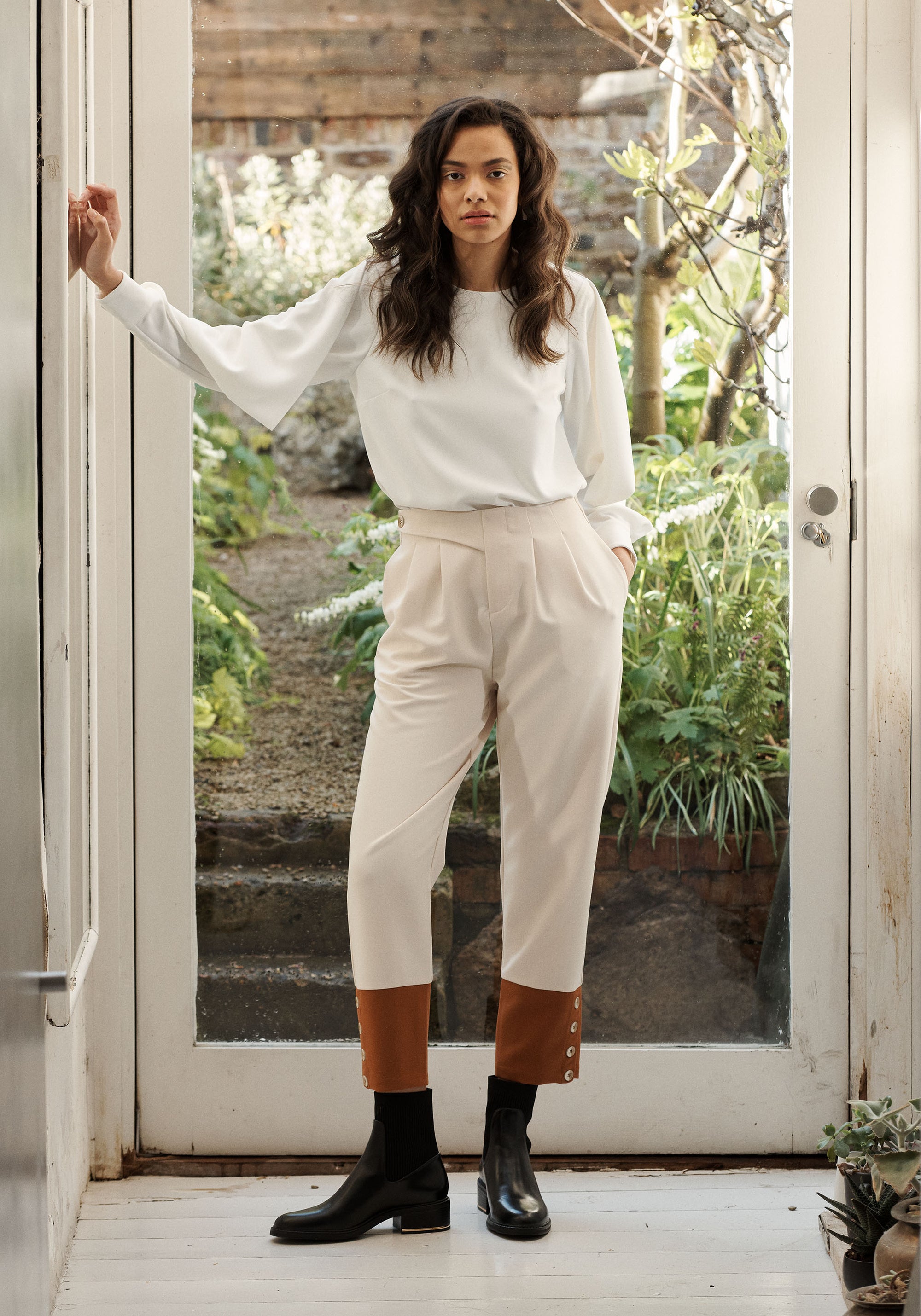 Paisie Two Tone Button Trousers in Cream and Brown