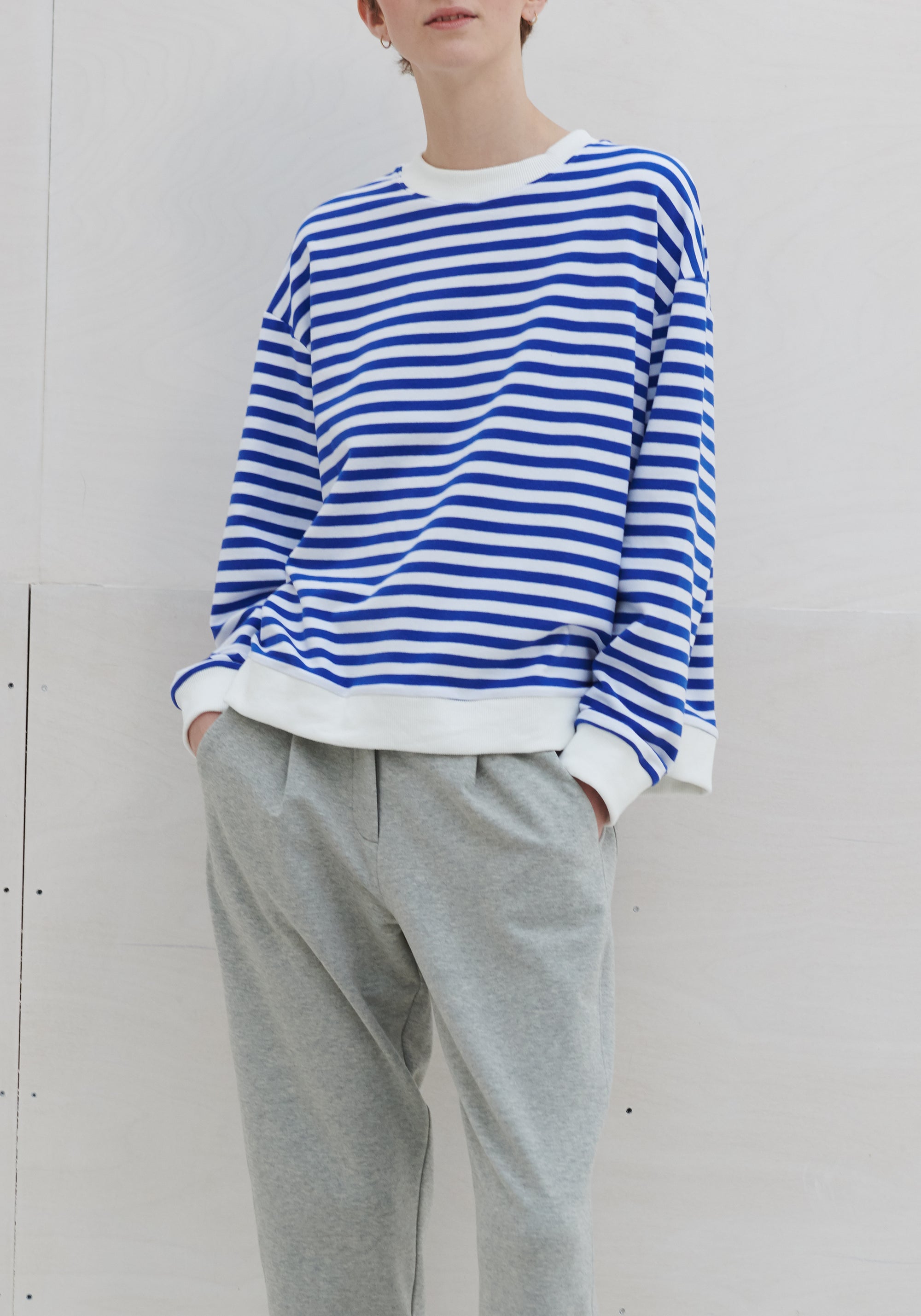 Paisie Striped Breton Cotton Sweatshirt in Blue and White