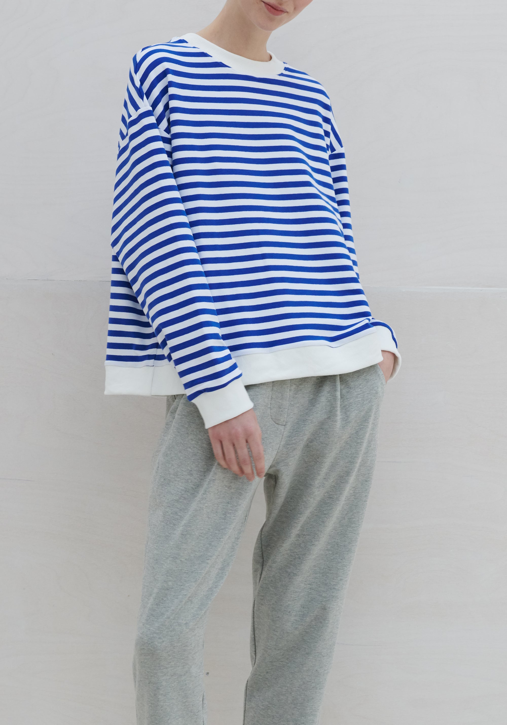 Paisie Striped Breton Cotton Sweatshirt in Blue and White