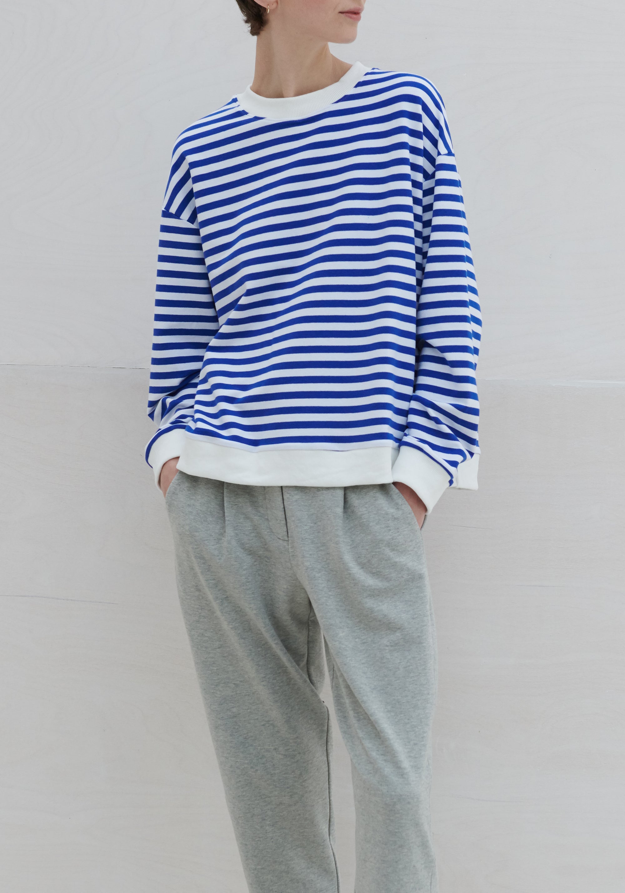 Paisie Striped Breton Cotton Sweatshirt in Blue and White