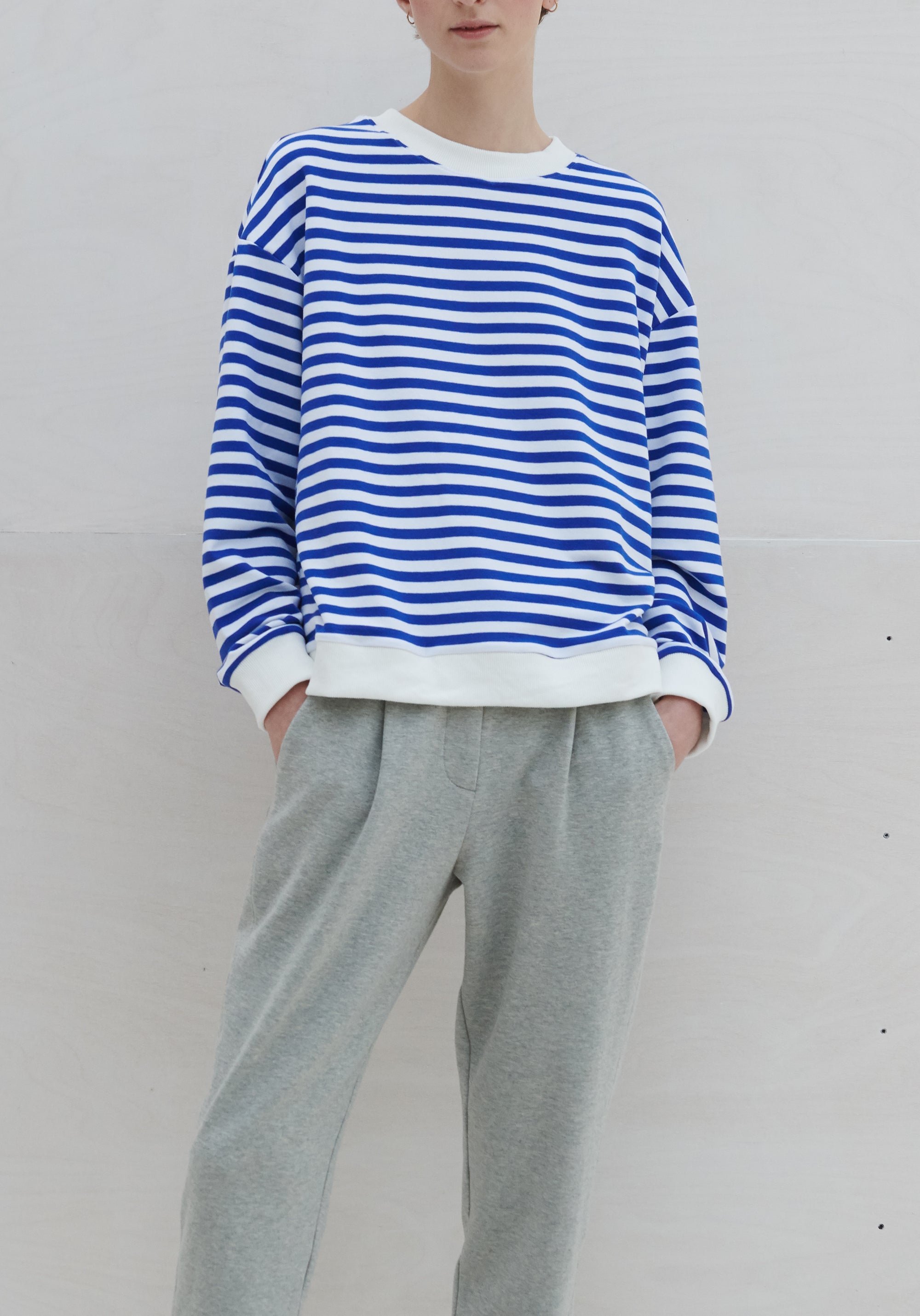 Paisie Striped Breton Cotton Sweatshirt in Blue and White