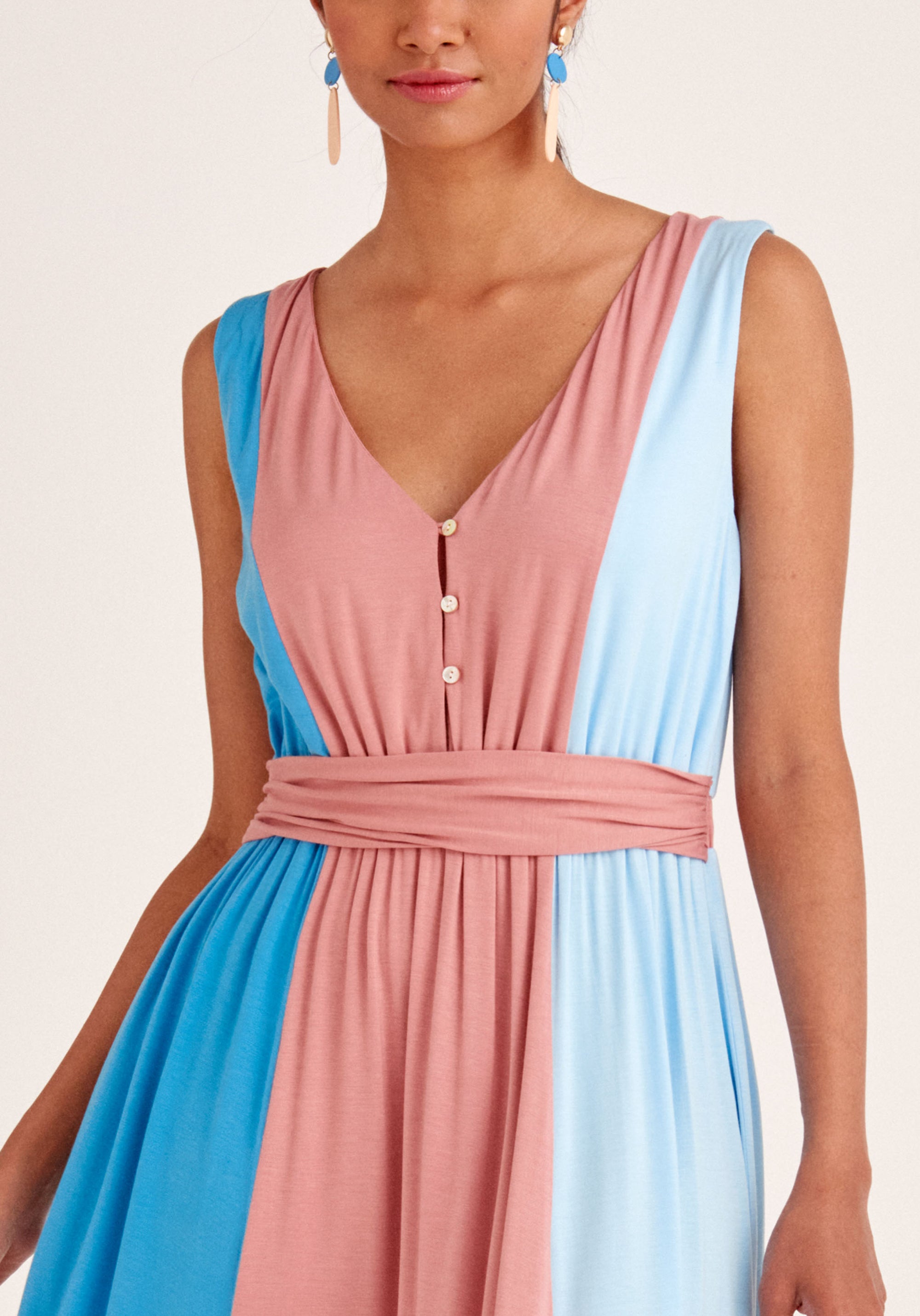 Paisie Tri-Colour V-Neck Maxi Dress in Blue and Pink Close Up