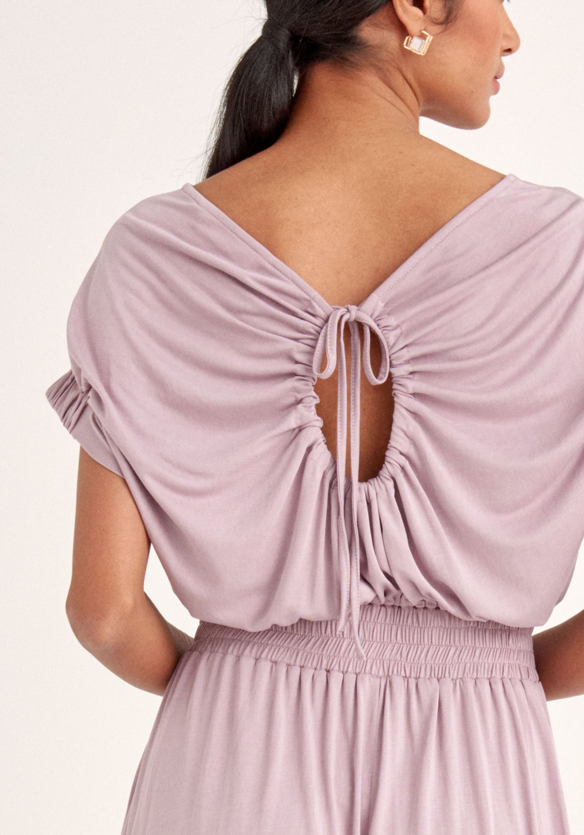 Paisie Maxi Dress with Cut Out in Lilac Close Up