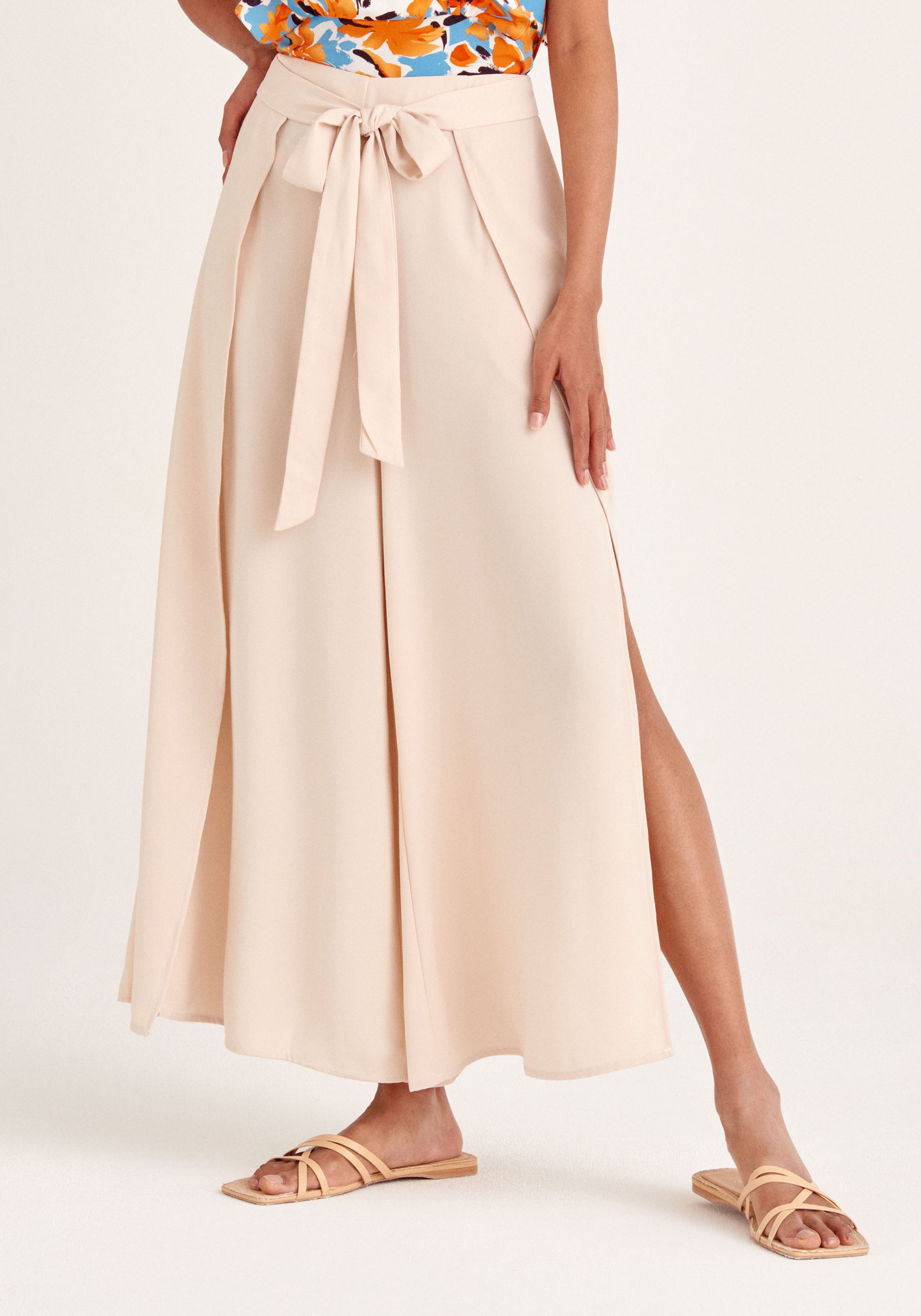 Paisie Layered Wide Leg Trousers in Cream