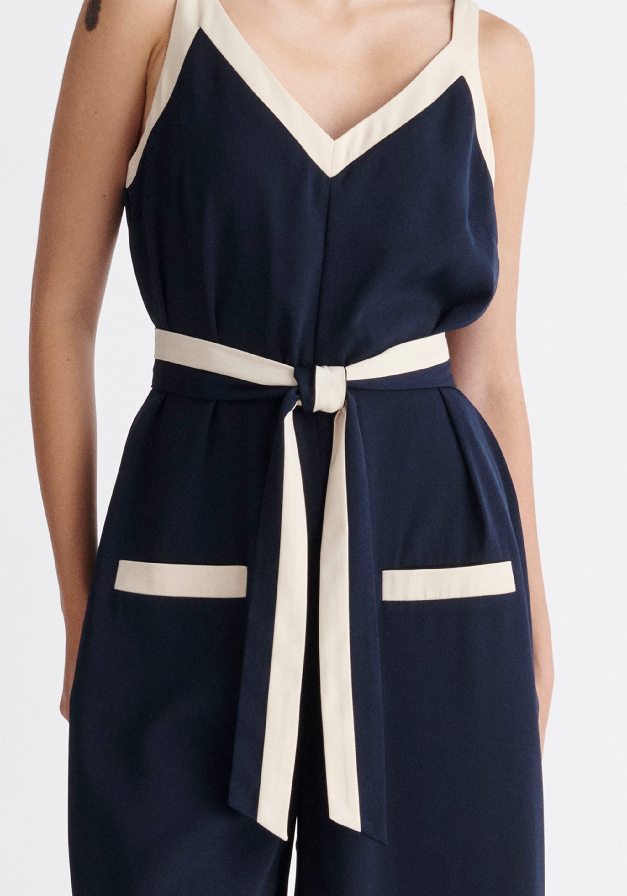 Paisie Contrast Colour Jumpsuit in Navy and Cream Close up