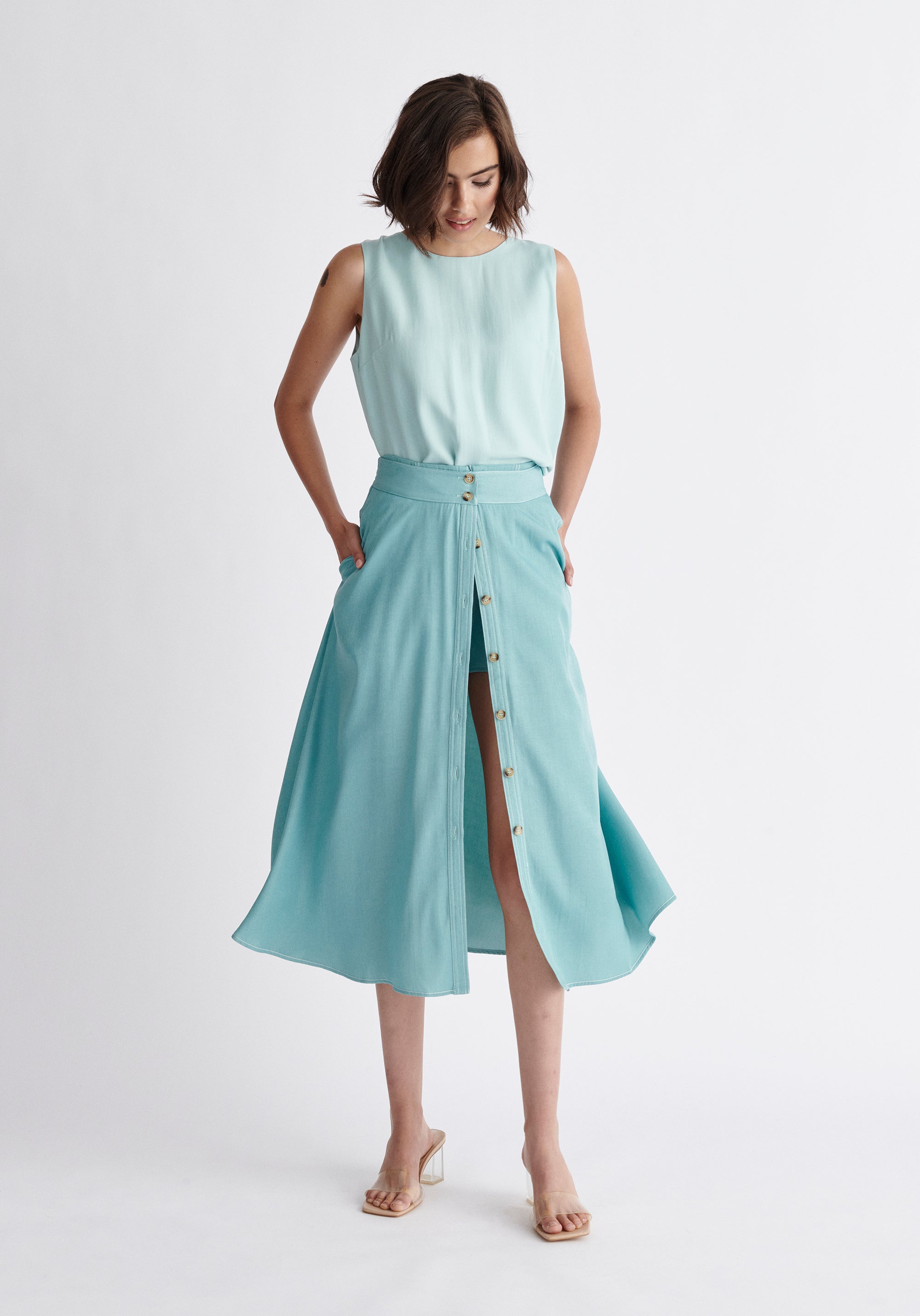 Paisie Midi Button Skort in Teal