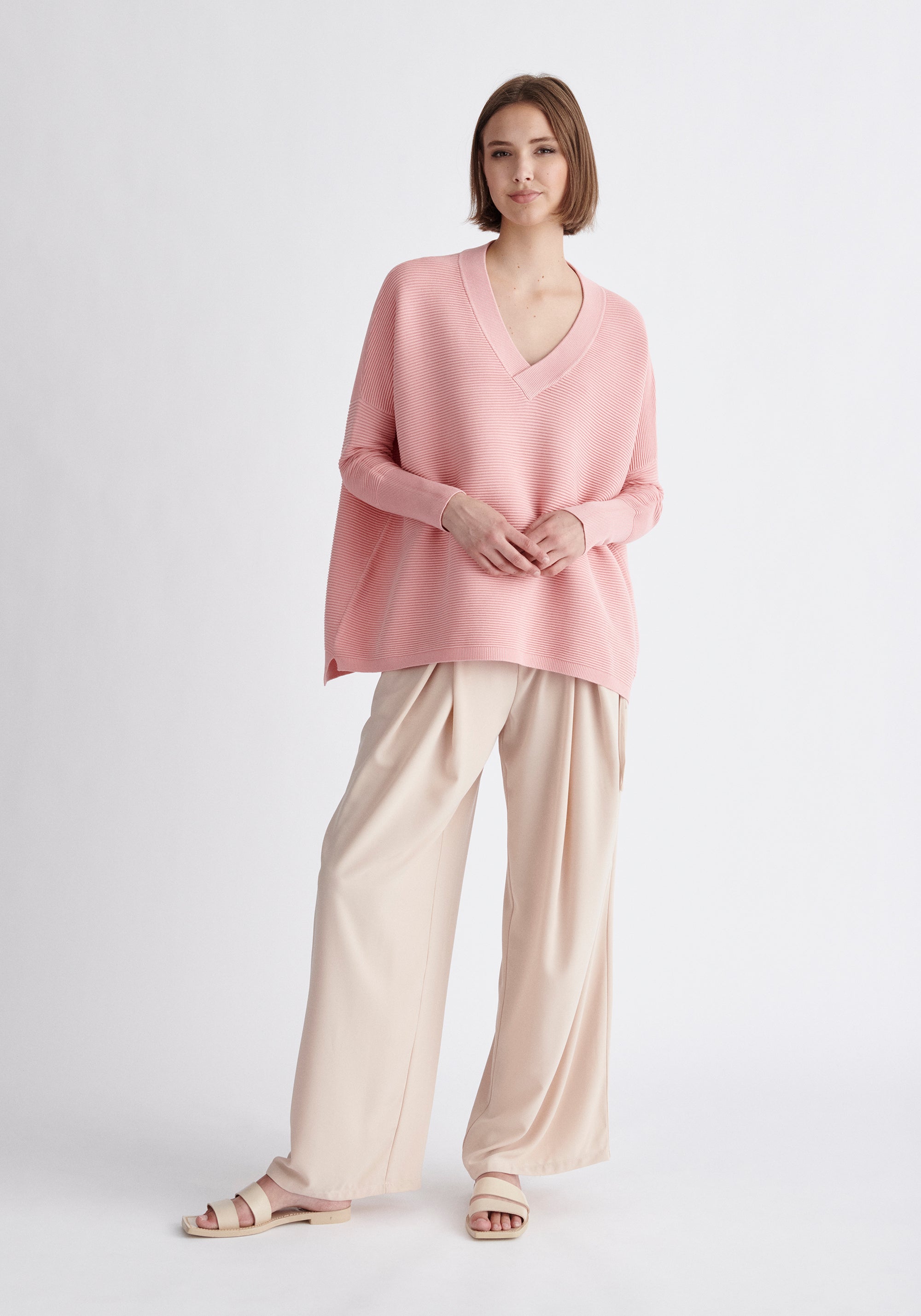 Paisie V-Neck Ribbed Jumper in Pink