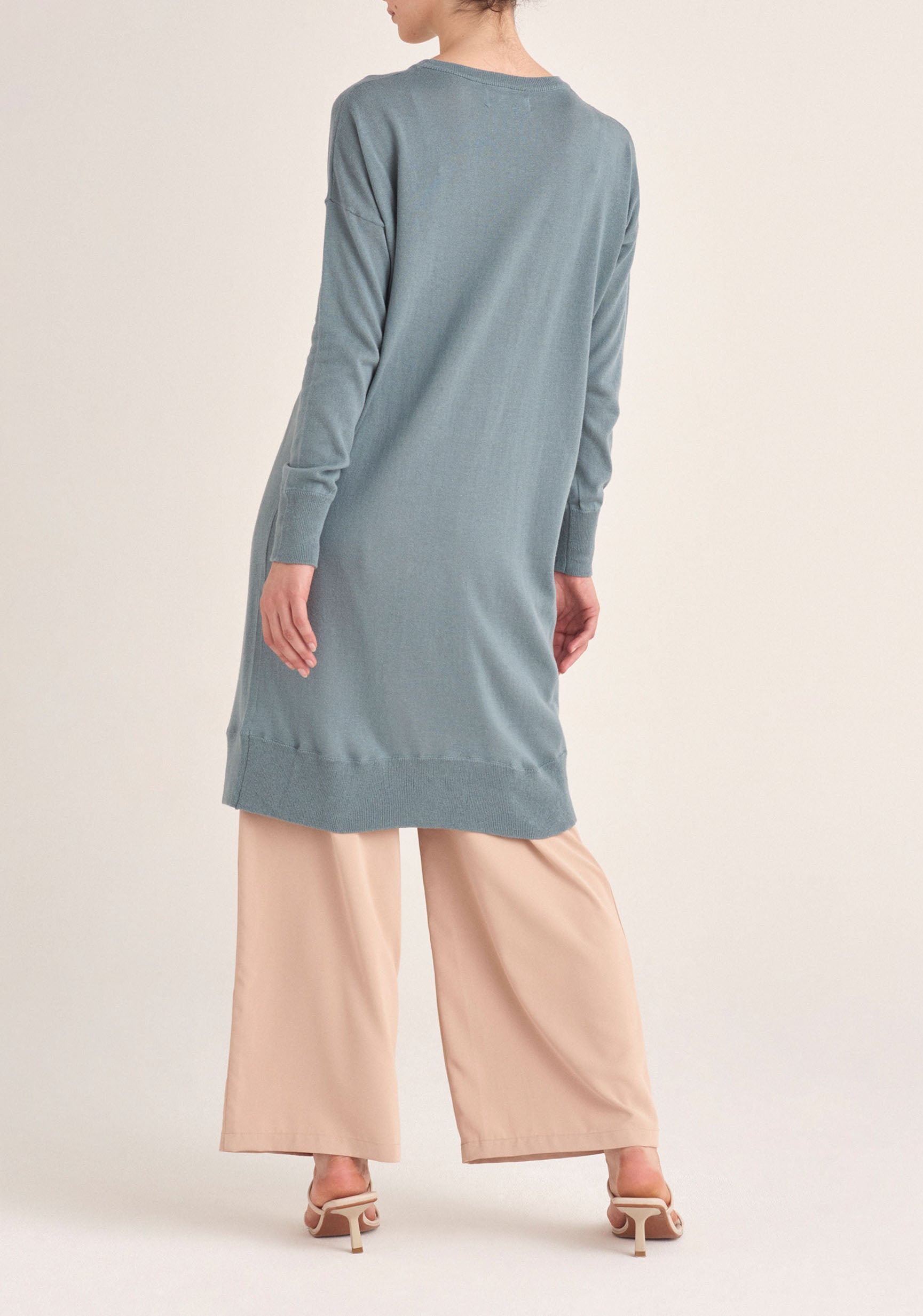 Paisie Knitted Split Top Tunic in Teal Back