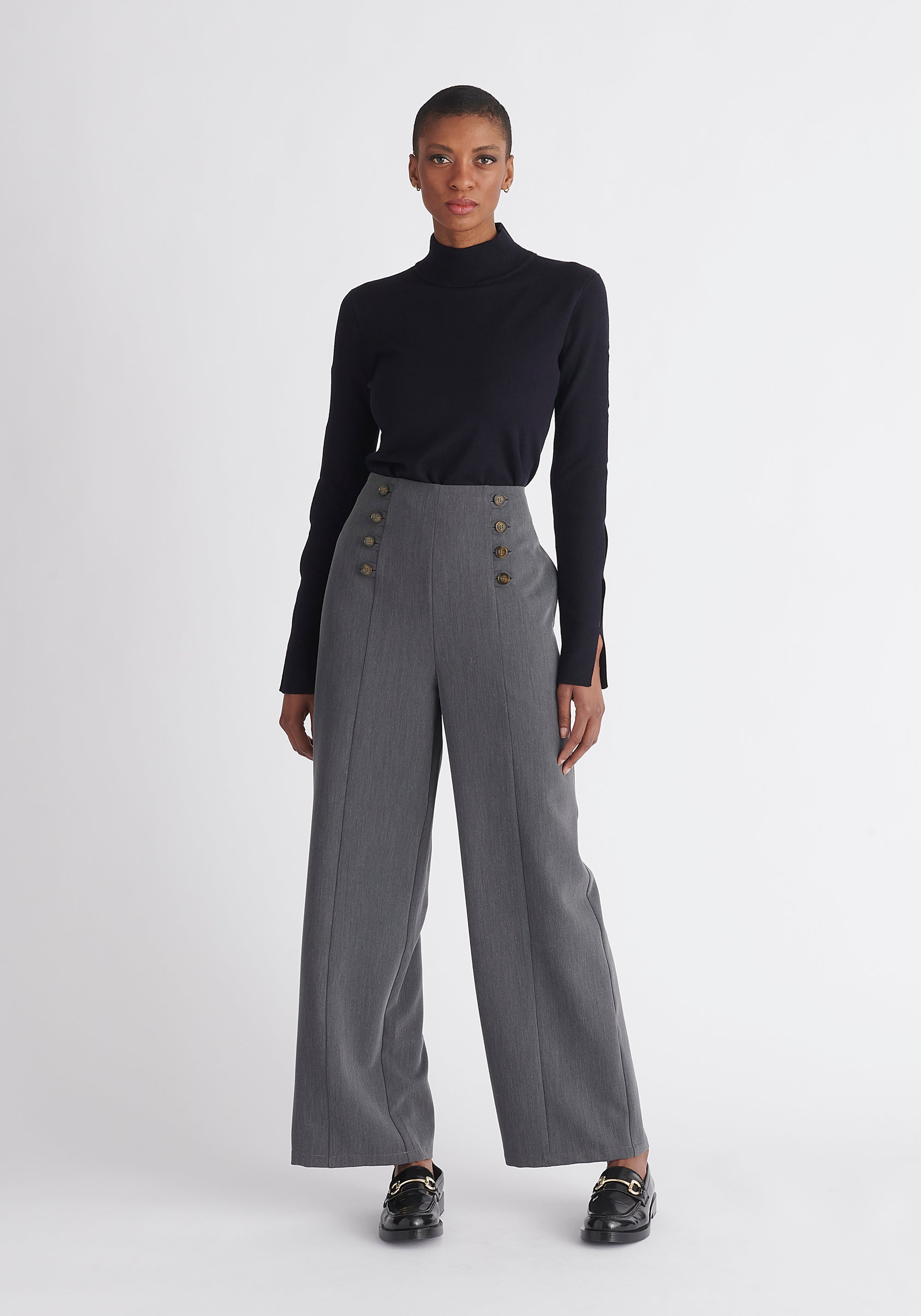 Paisie Knitted Cut Out Sleeve Top in Navy