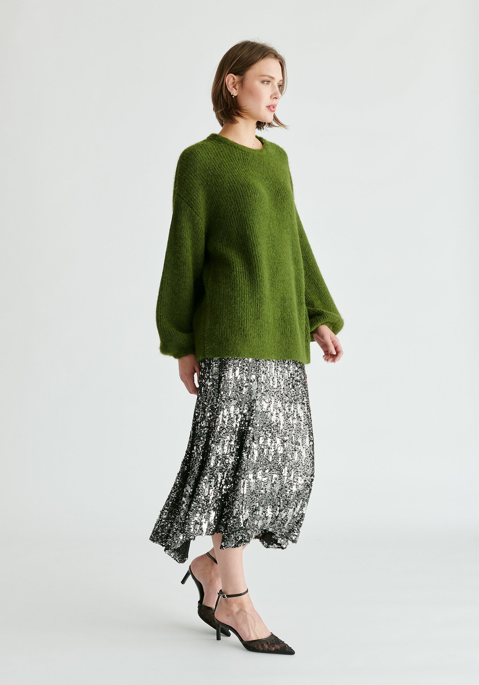 Balloon Sleeves Jumper with Cable Details in Green Front