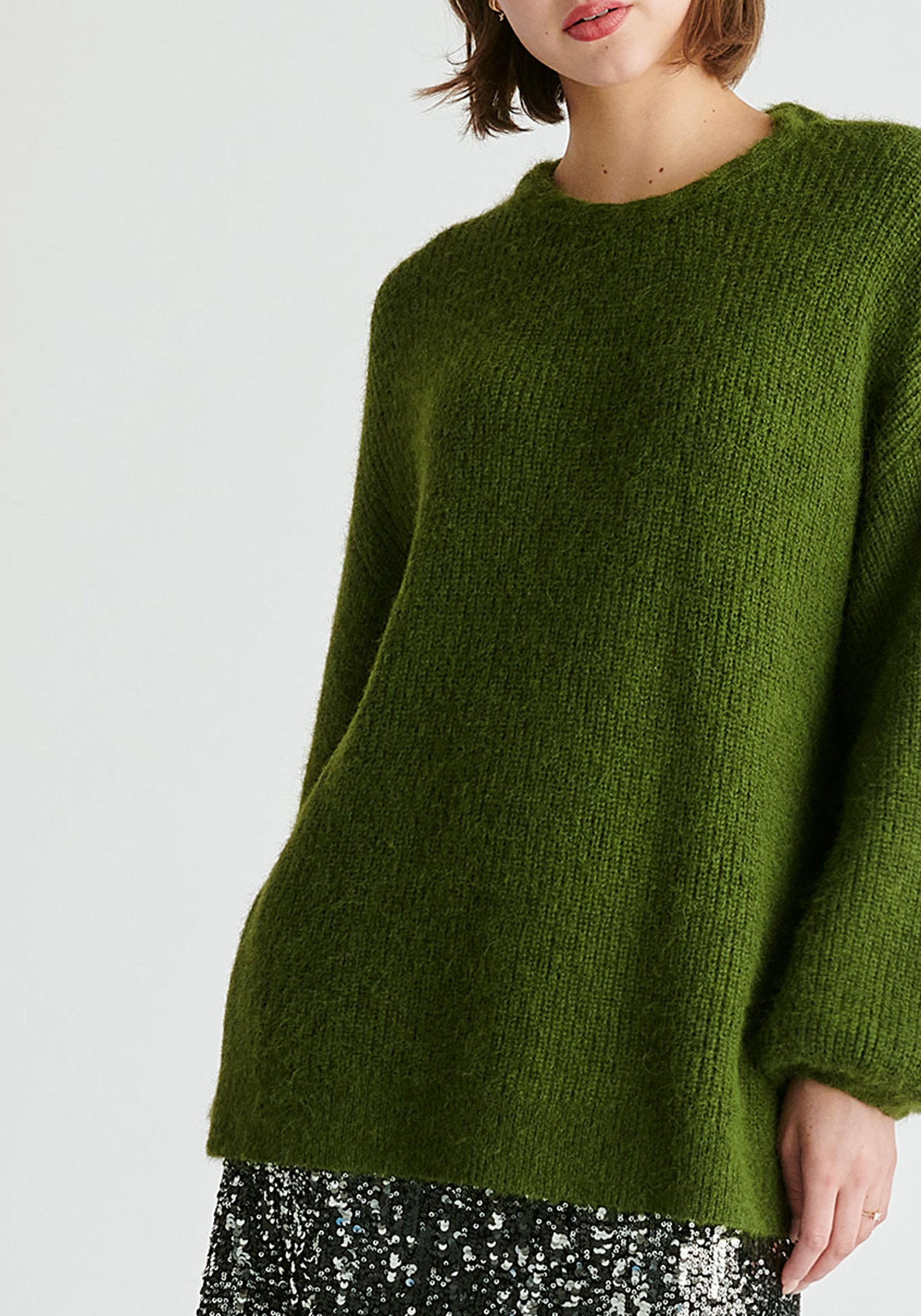 Balloon Sleeves Jumper with Cable Details in Green Closeup