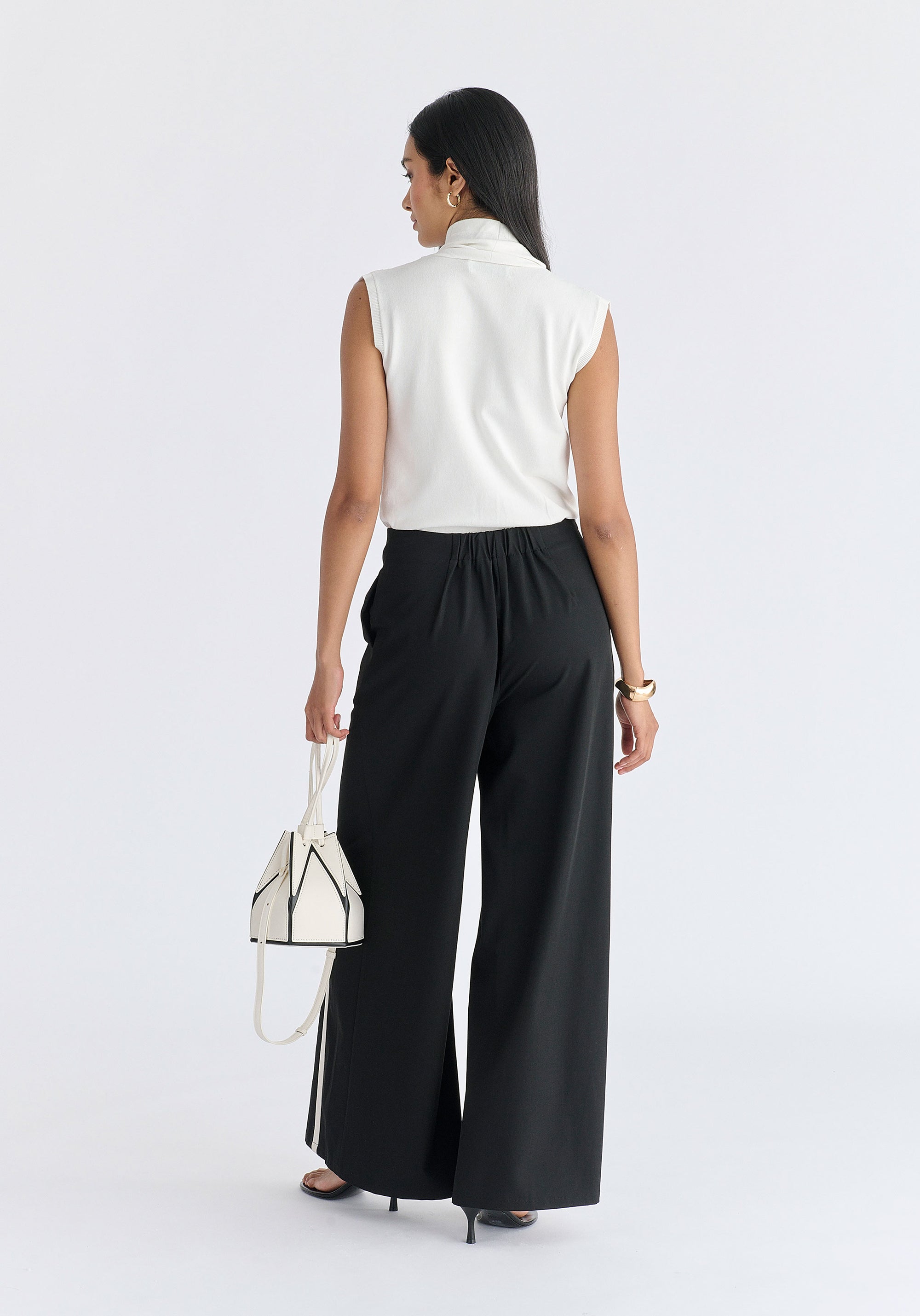 Draped Collar Knit Waistcoat in White Back