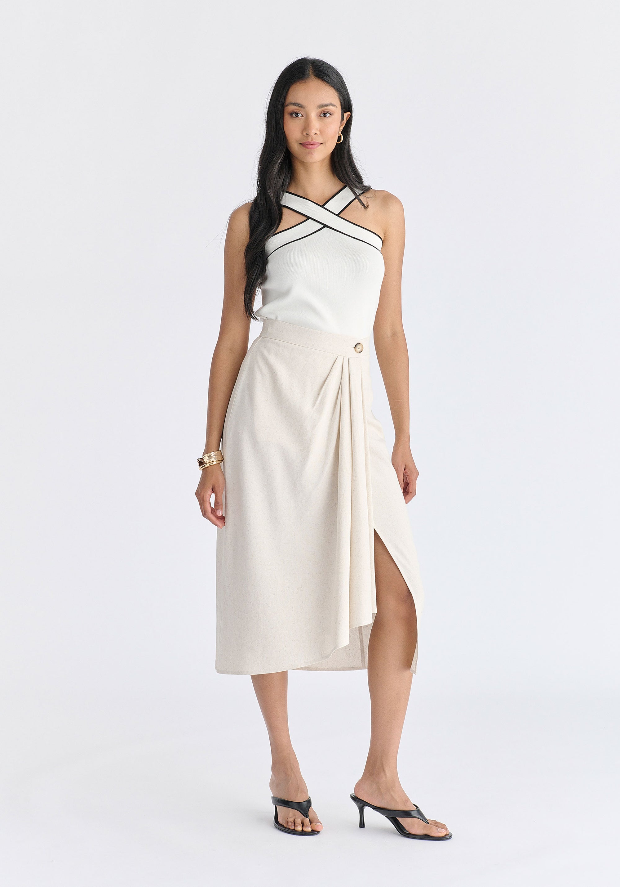 Contrast Detail Crisscross Halterneck Knit Top in White Front