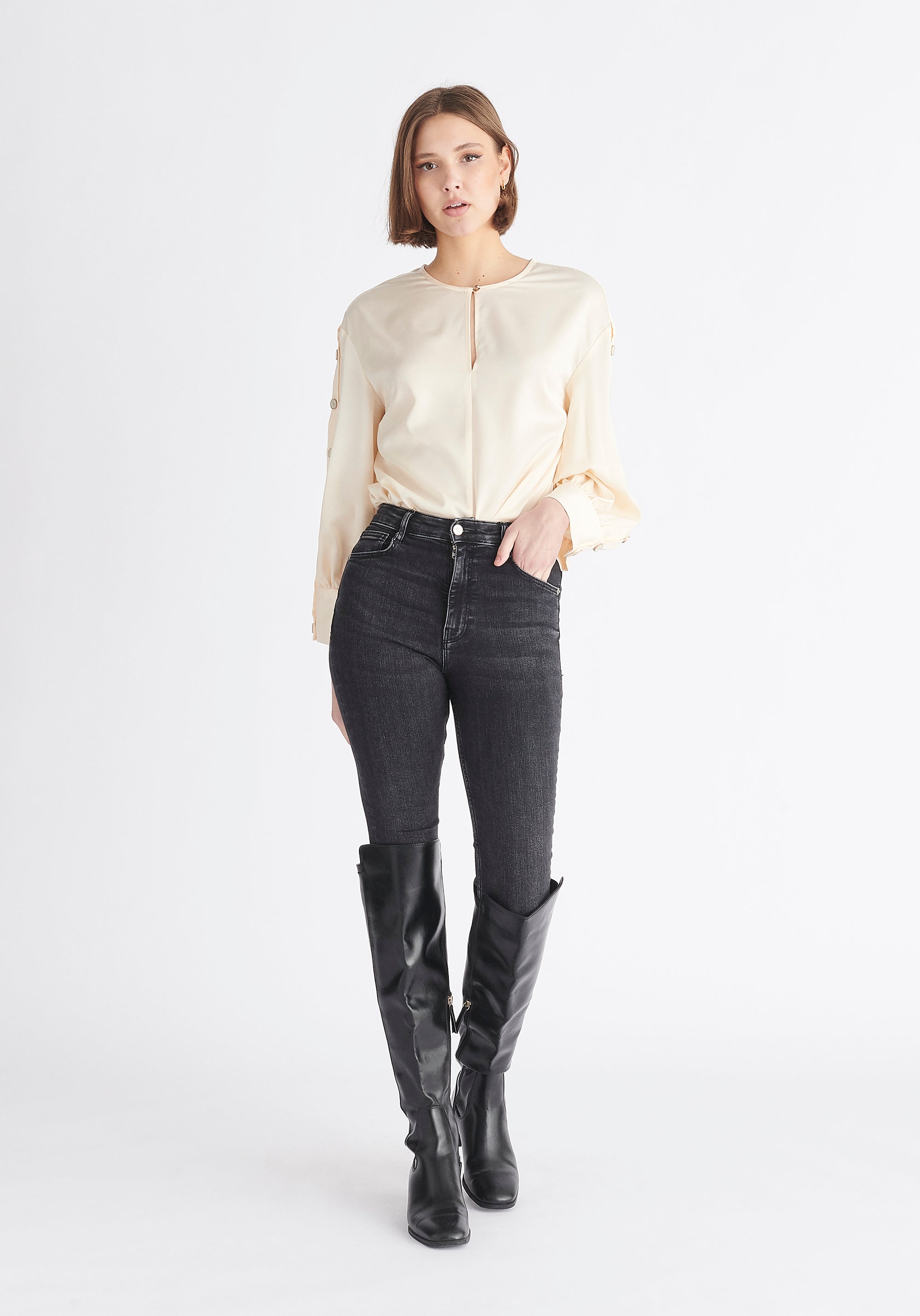 Paisie Button Sleeve Blouse in Cream