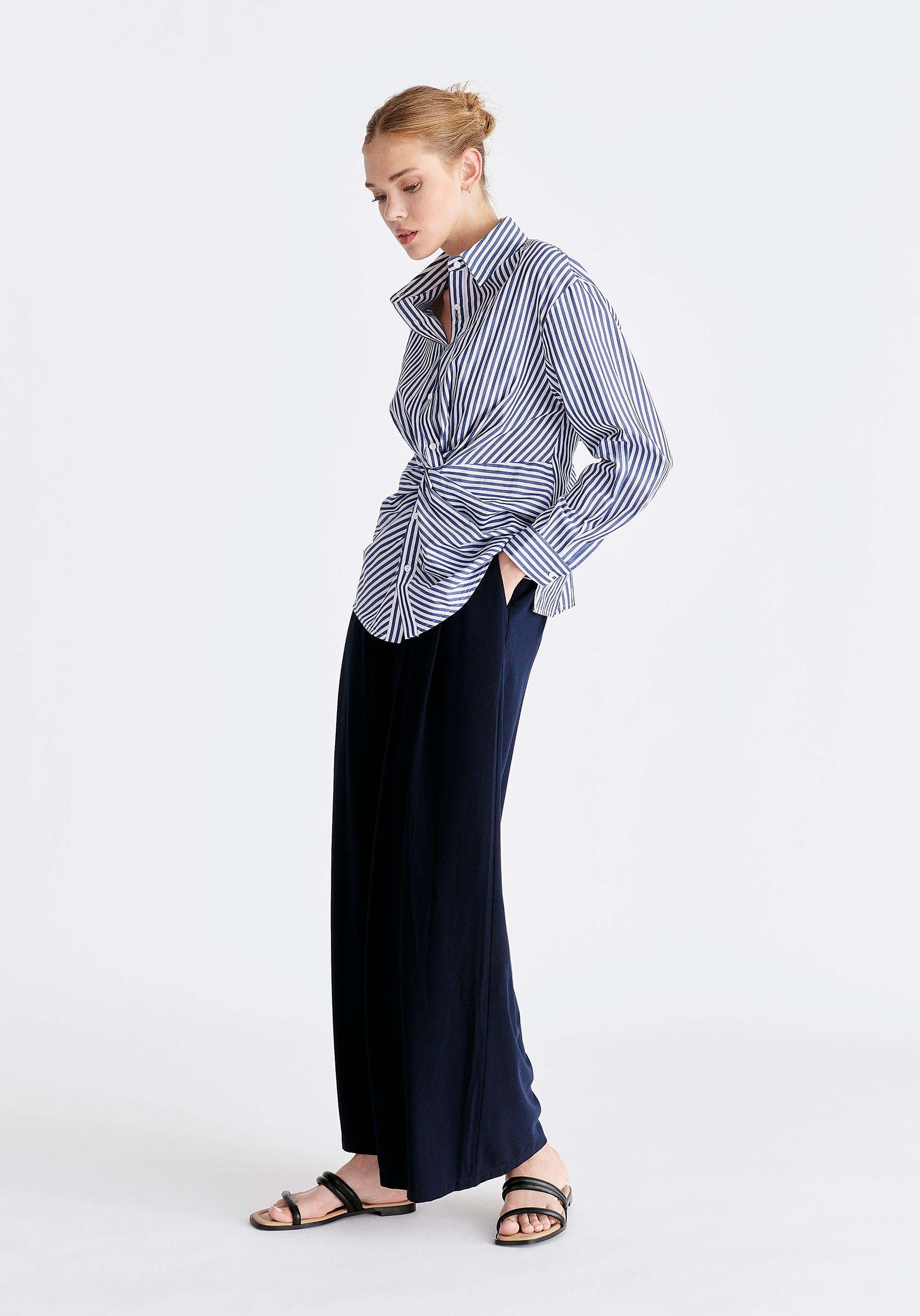 Twist Detail Shirt in Dark Blue and White Side