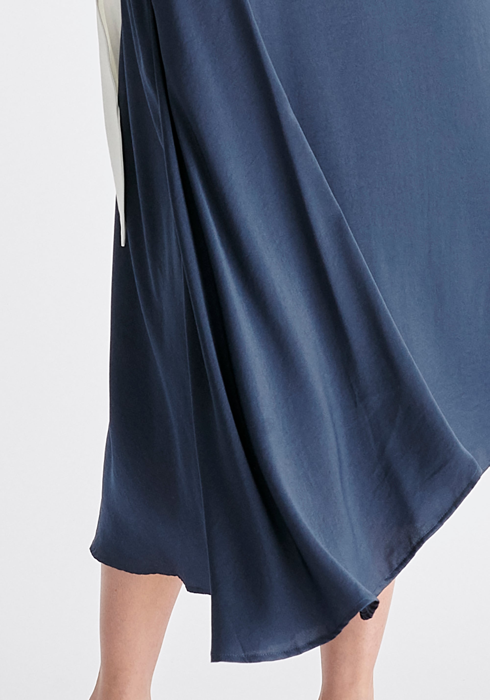 Asymmetric Hem Skirt in Navy close Up