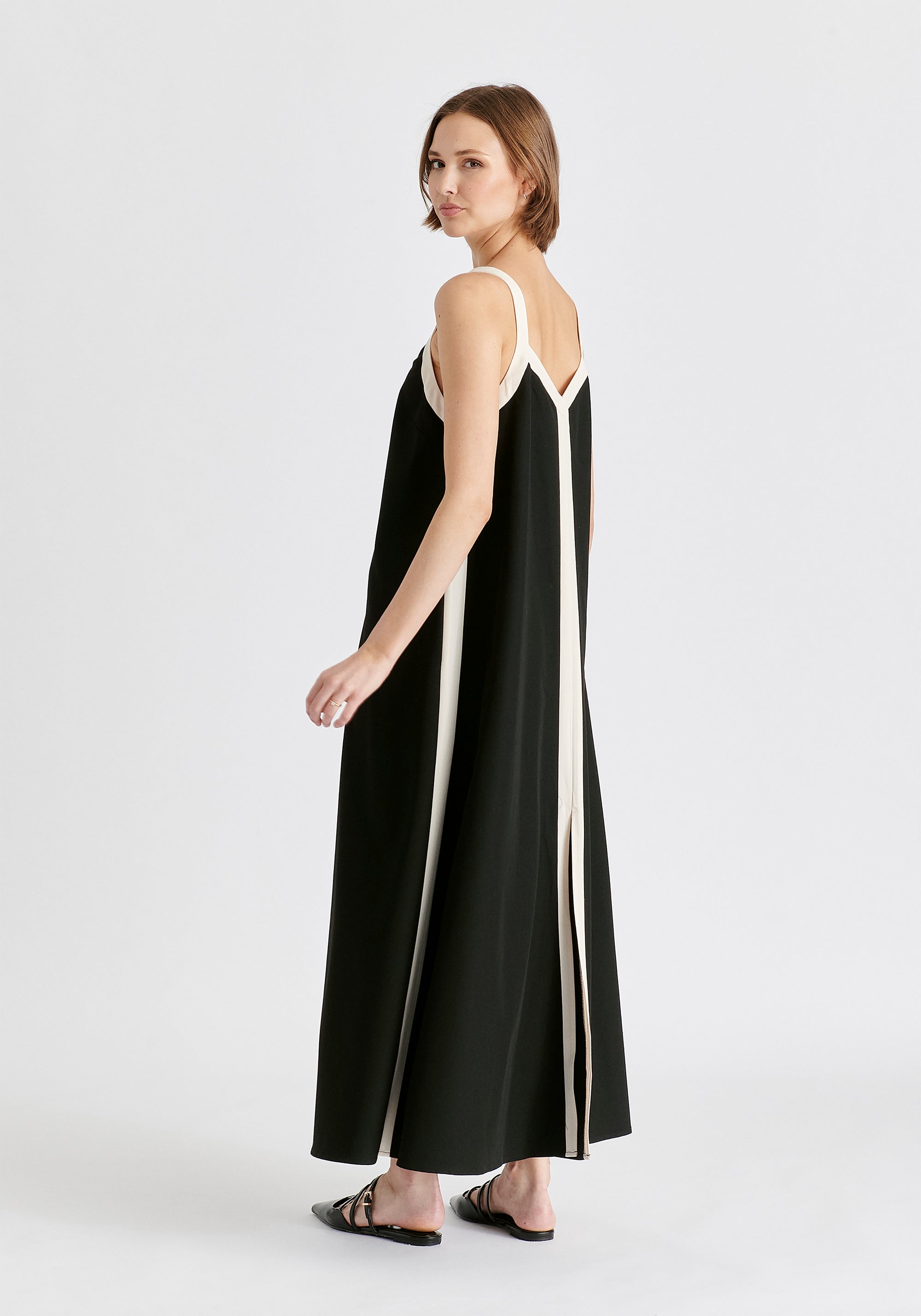 Contrast Trim Midaxi Dress in Black and Beige Side
