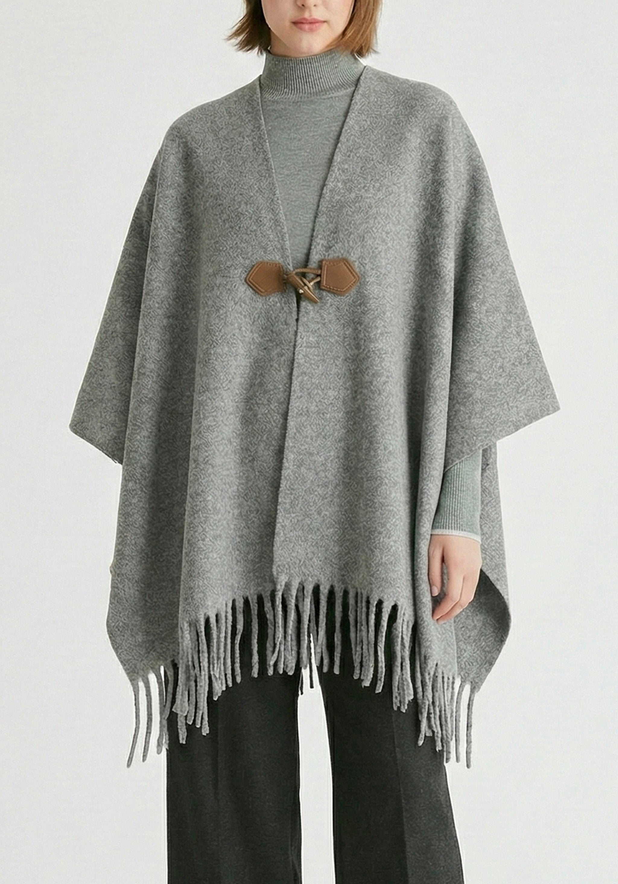 Poncho Scarf With Toggle Closure in Grey | Scarves – Paisie