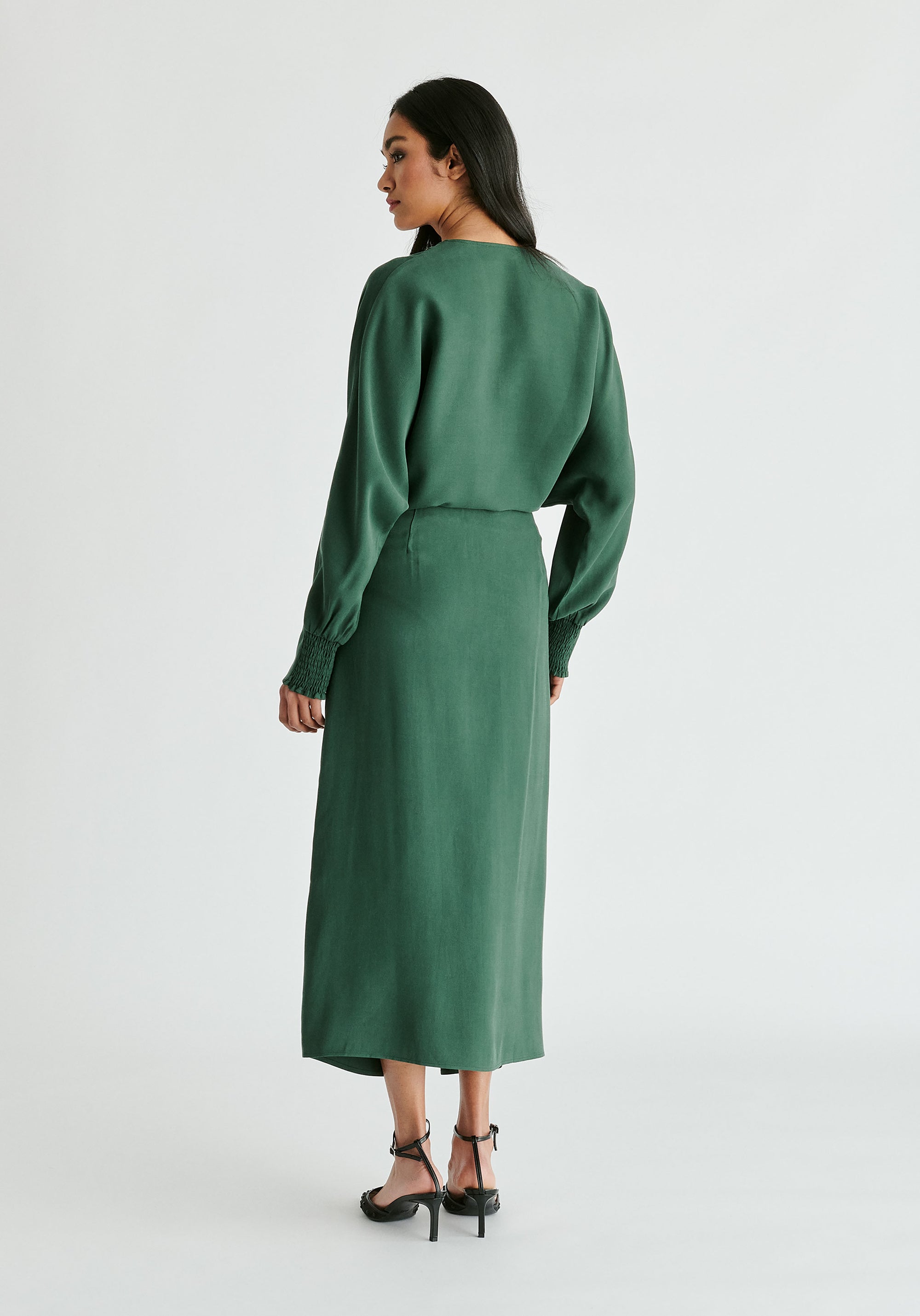 Ruched Front Midi Skirt in Green Back