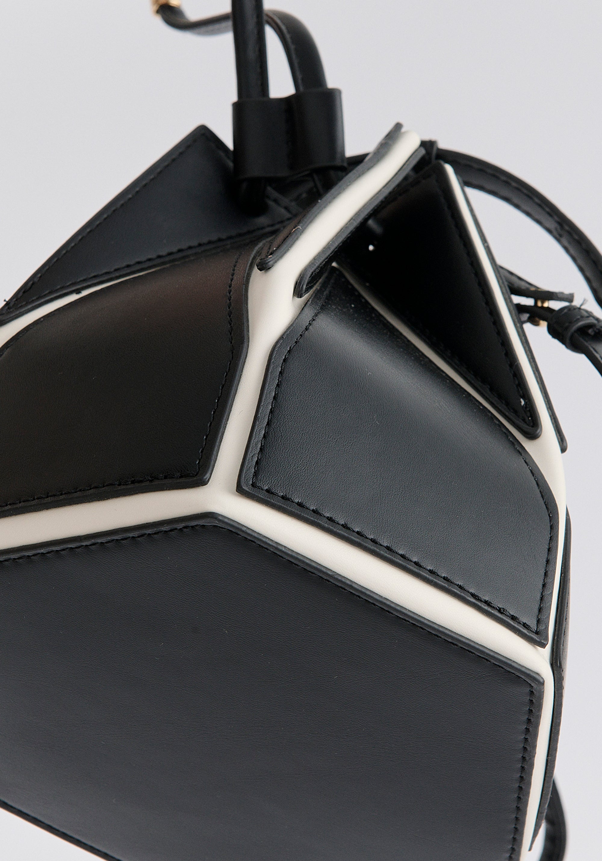 Hexagon Drawstring Bucket Bag