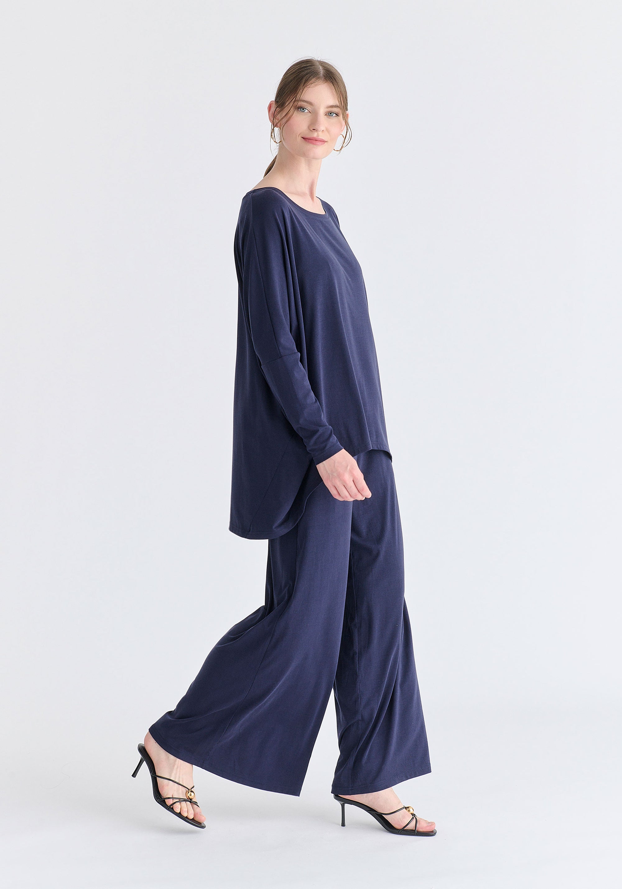 Wide Neck Oversized Lyocell Jersey Top in Navy Side