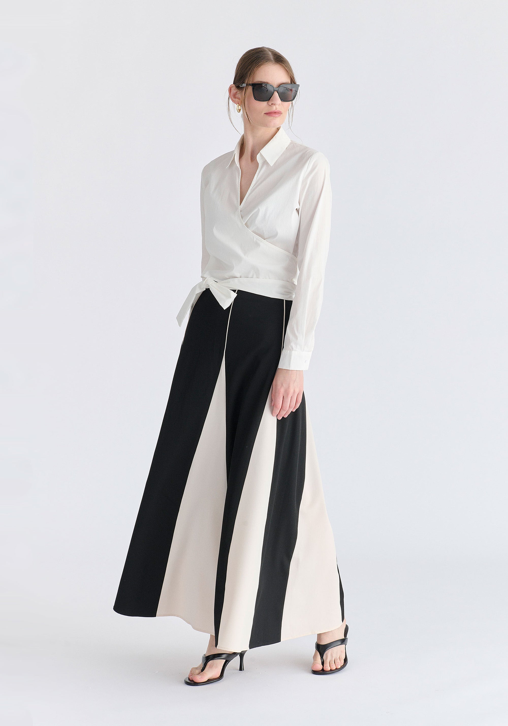 Contrast Details Maxi Skirt