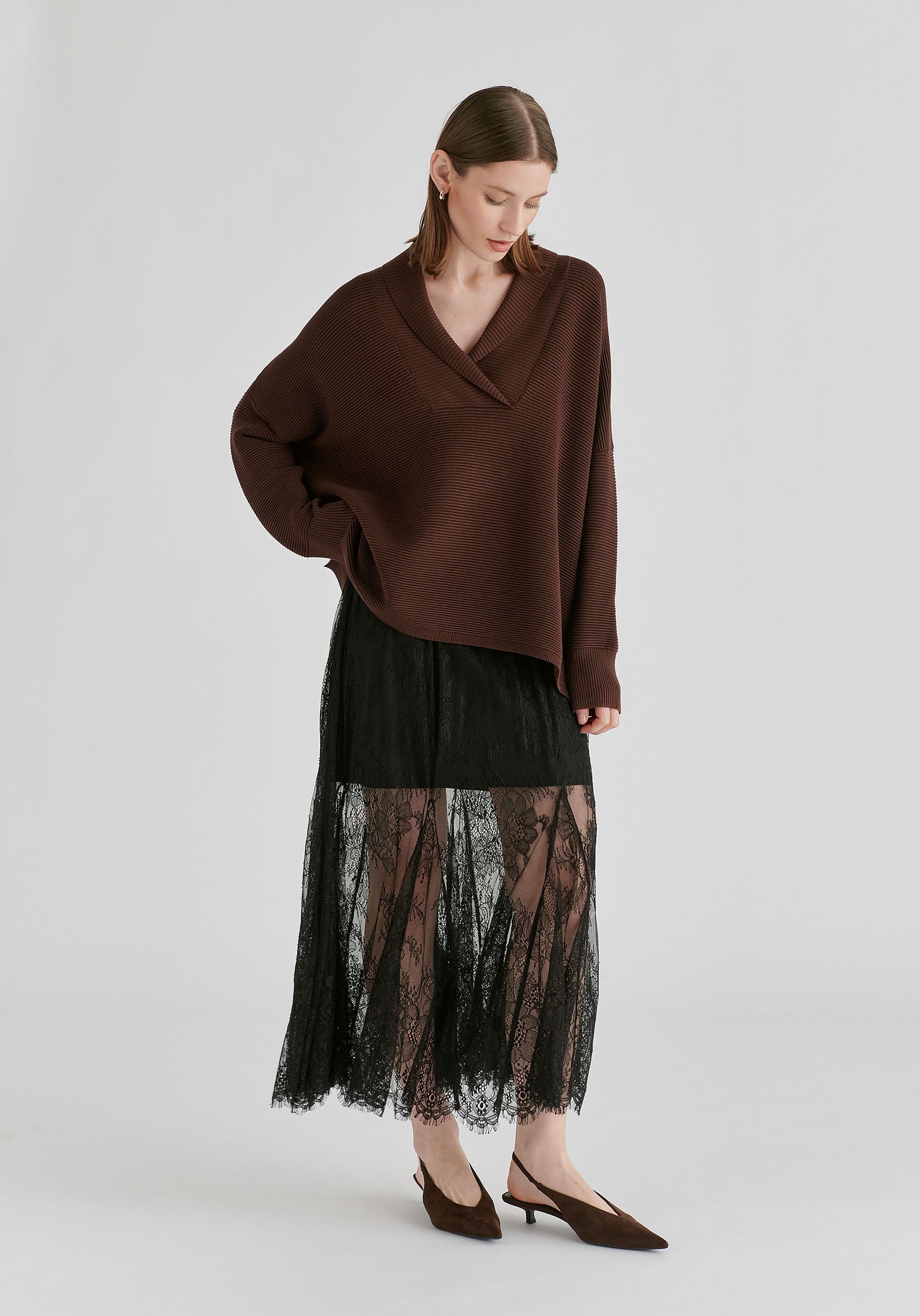 2-Piece Lace Skirt with Godet Paneling