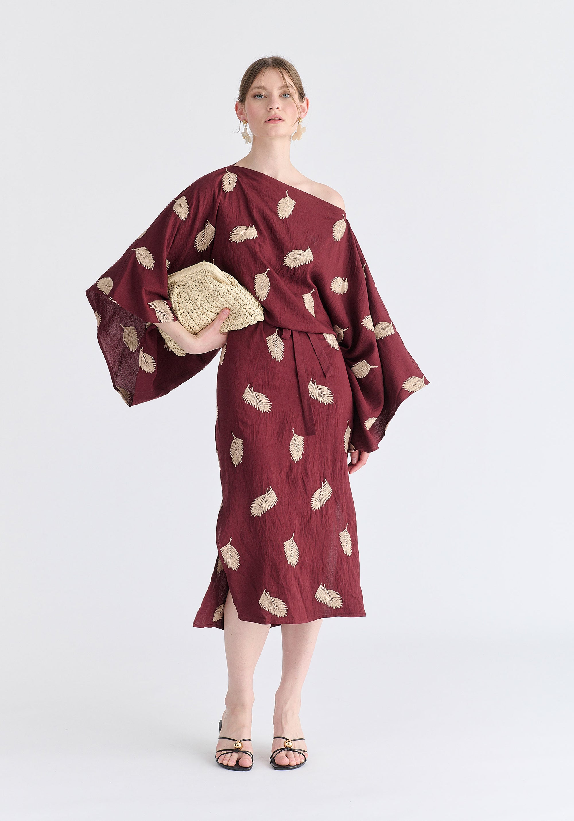 Leaf Embroidered Kimono Sleeves Midi Dress in Burgundy