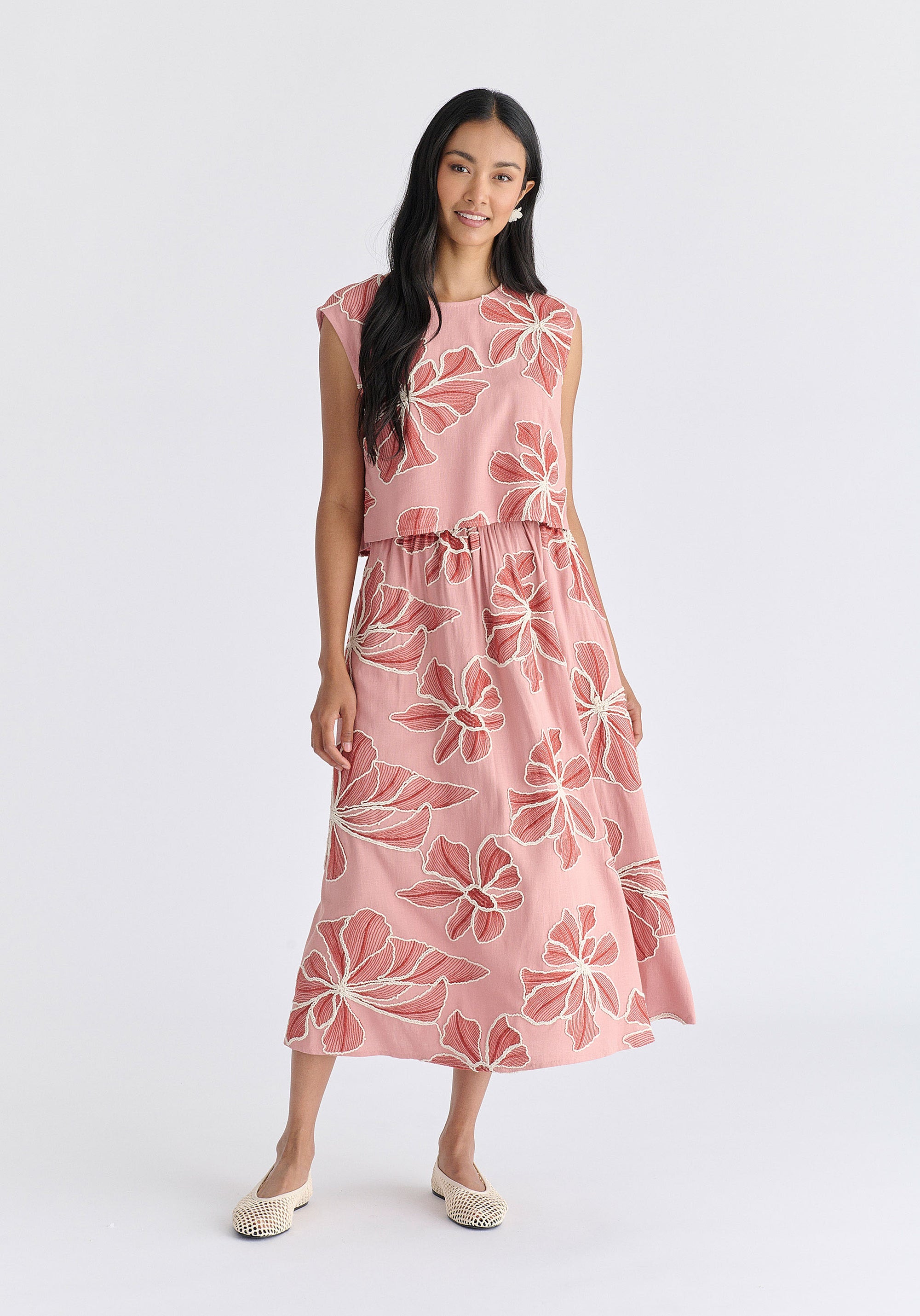 Floral Embroidered Midi Skirt in Pink Front