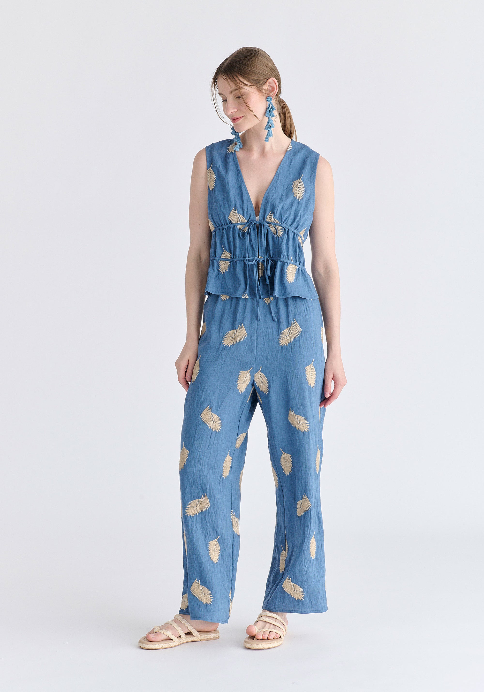 Leaf Embroidered Trousers