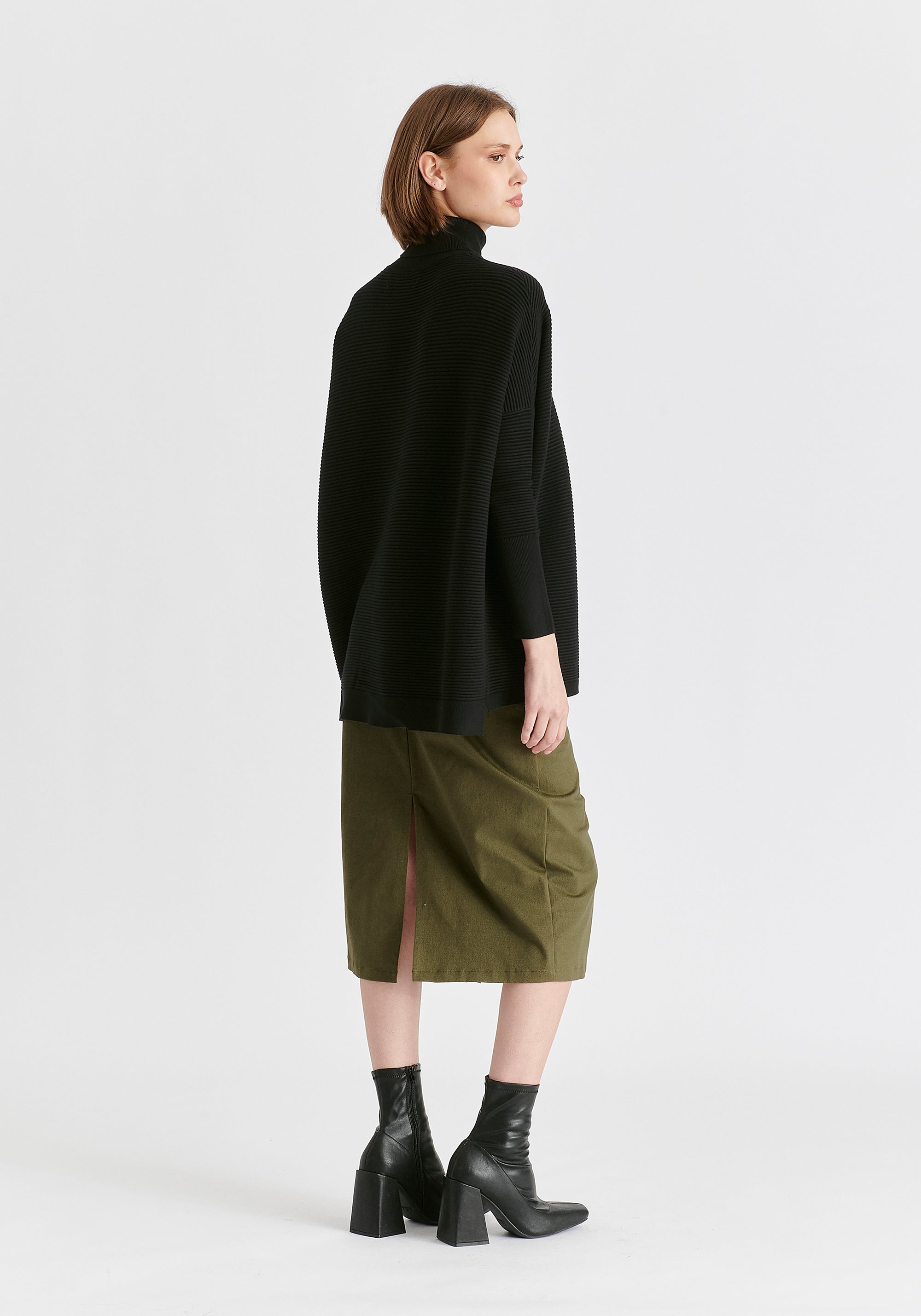 Paisie Turtleneck Ribbed Jumper in Black Back
