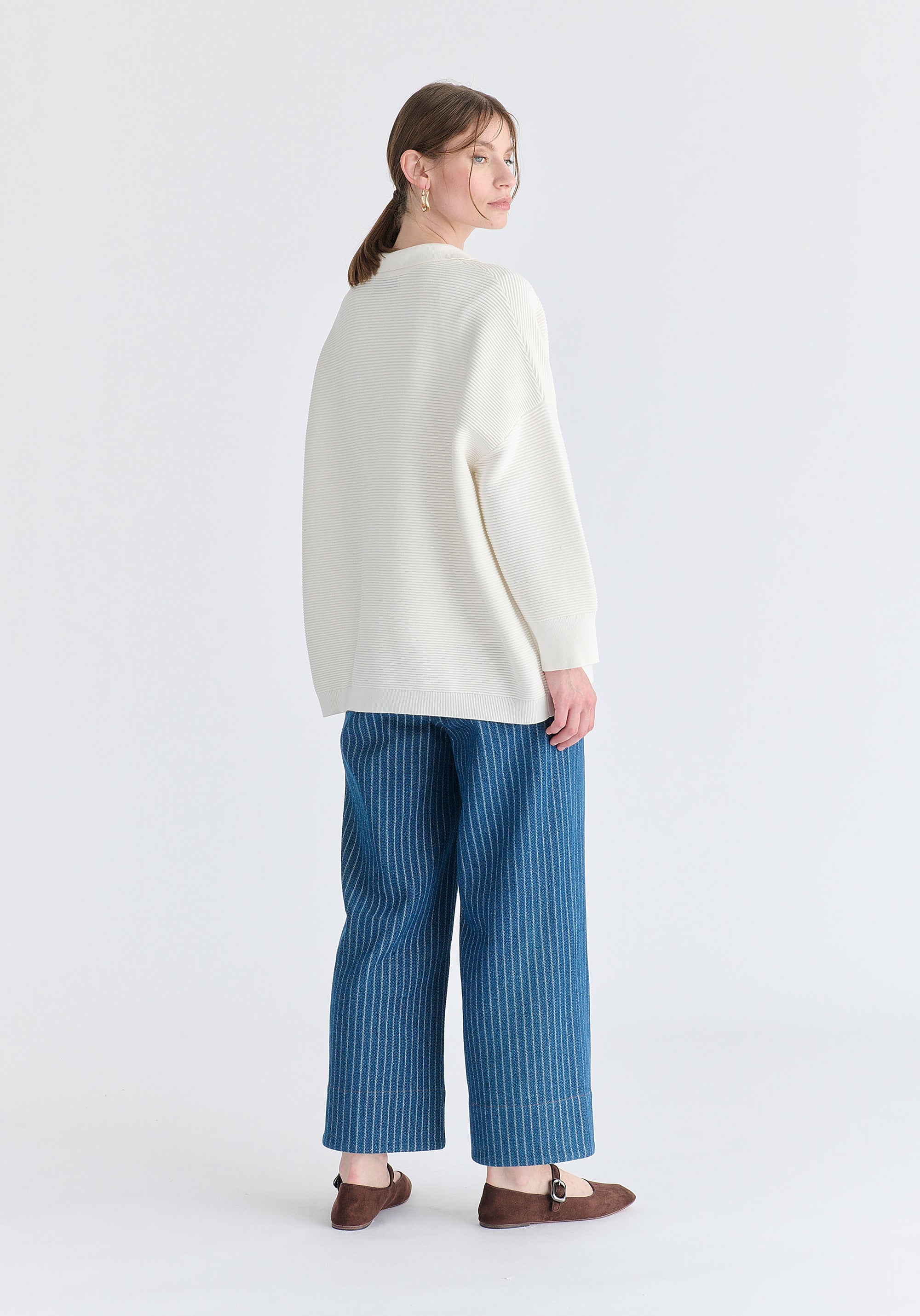 Low Cut Polo Collar Ribbed Jumper in White Back