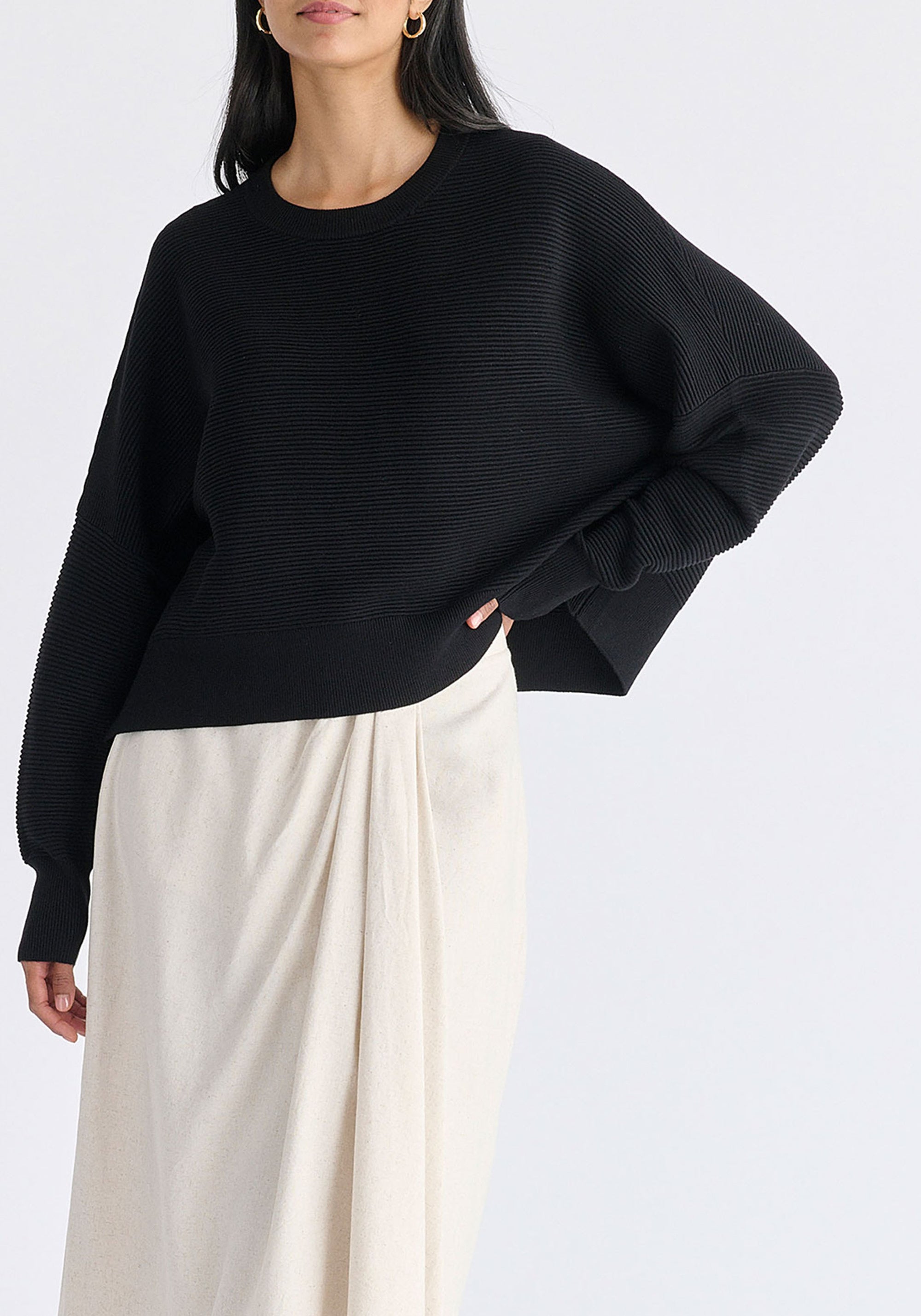 Cropped Ribbed Jumper in Black Closeup