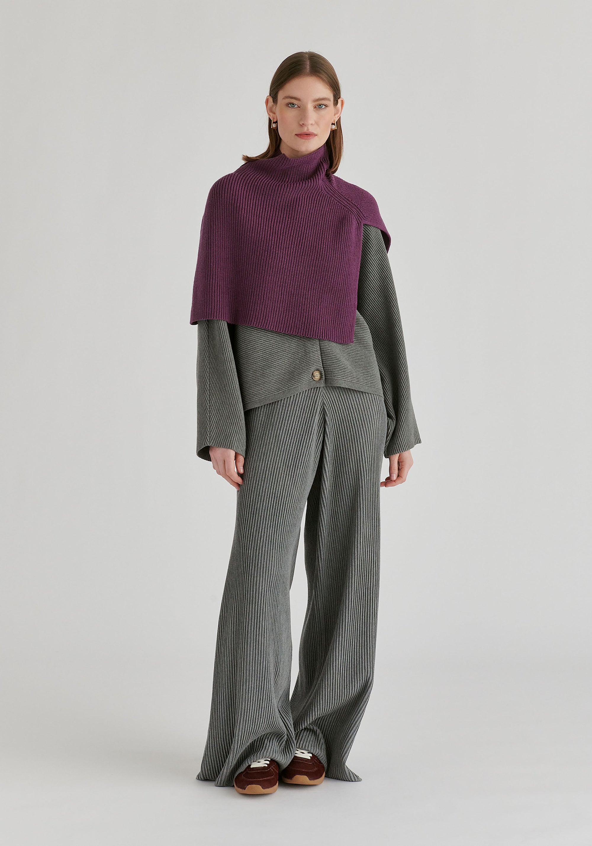 Ribbed Batwing Cardigan with Crew Neck and Button Front