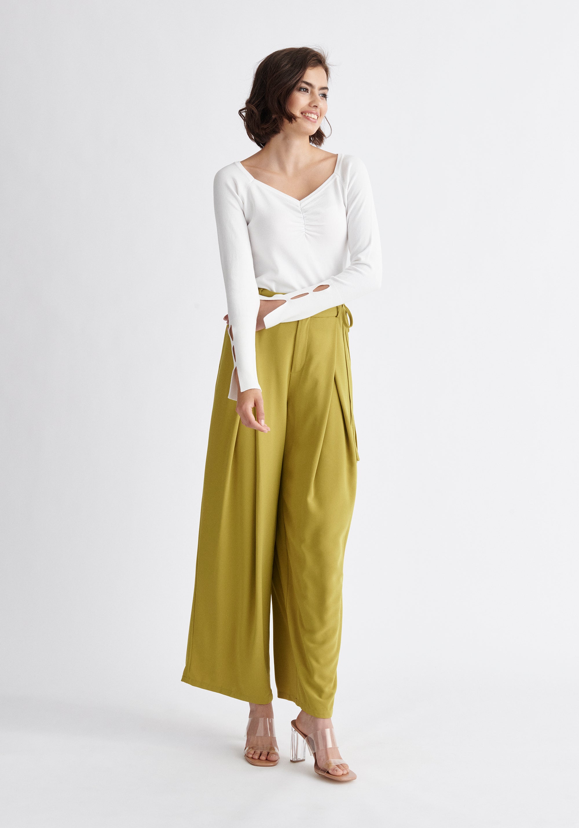 Paisie Sleeve Cut Out Top in White