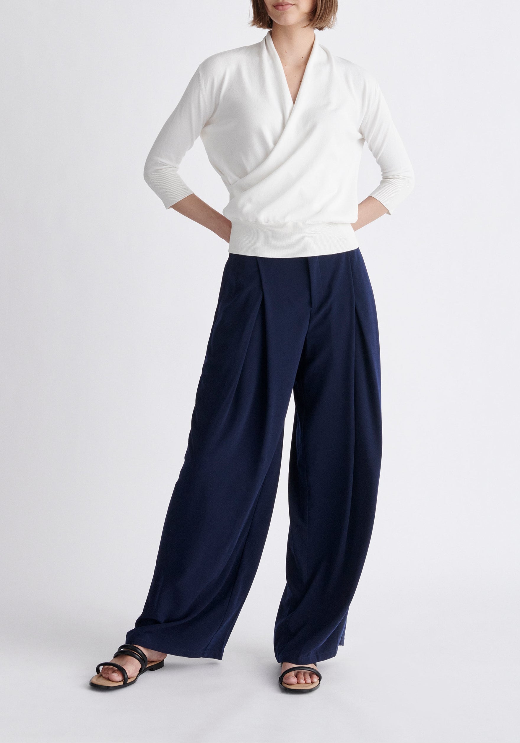 Cropped Sleeve Knit Wrap Top
