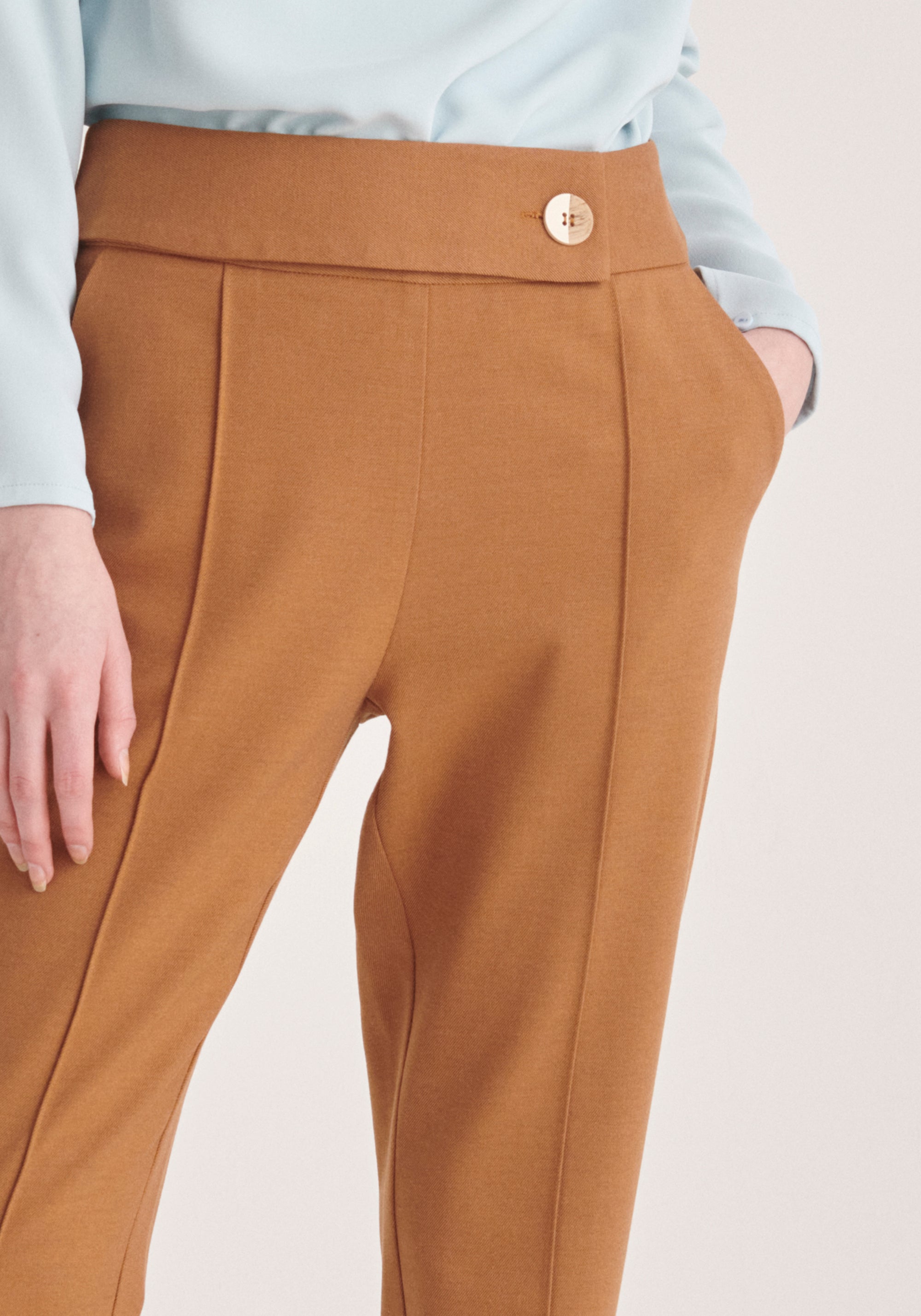 Paisie High Waist Slim Fit Trousers in Brown Close Up