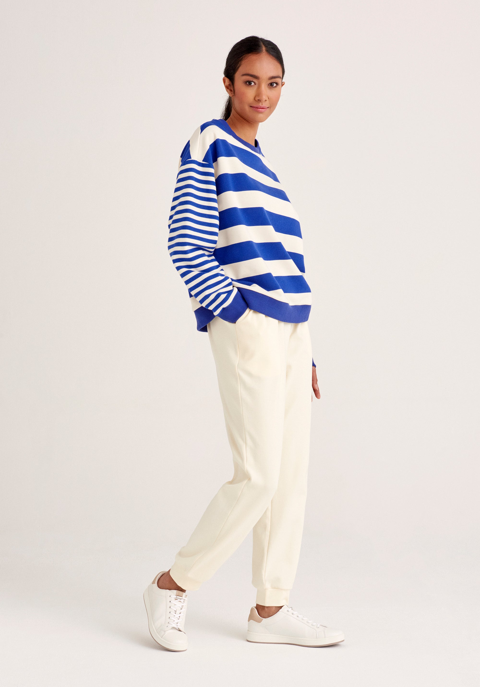 Paisie Contrast Stripe Sweatshirt in Marine Blue and Cream