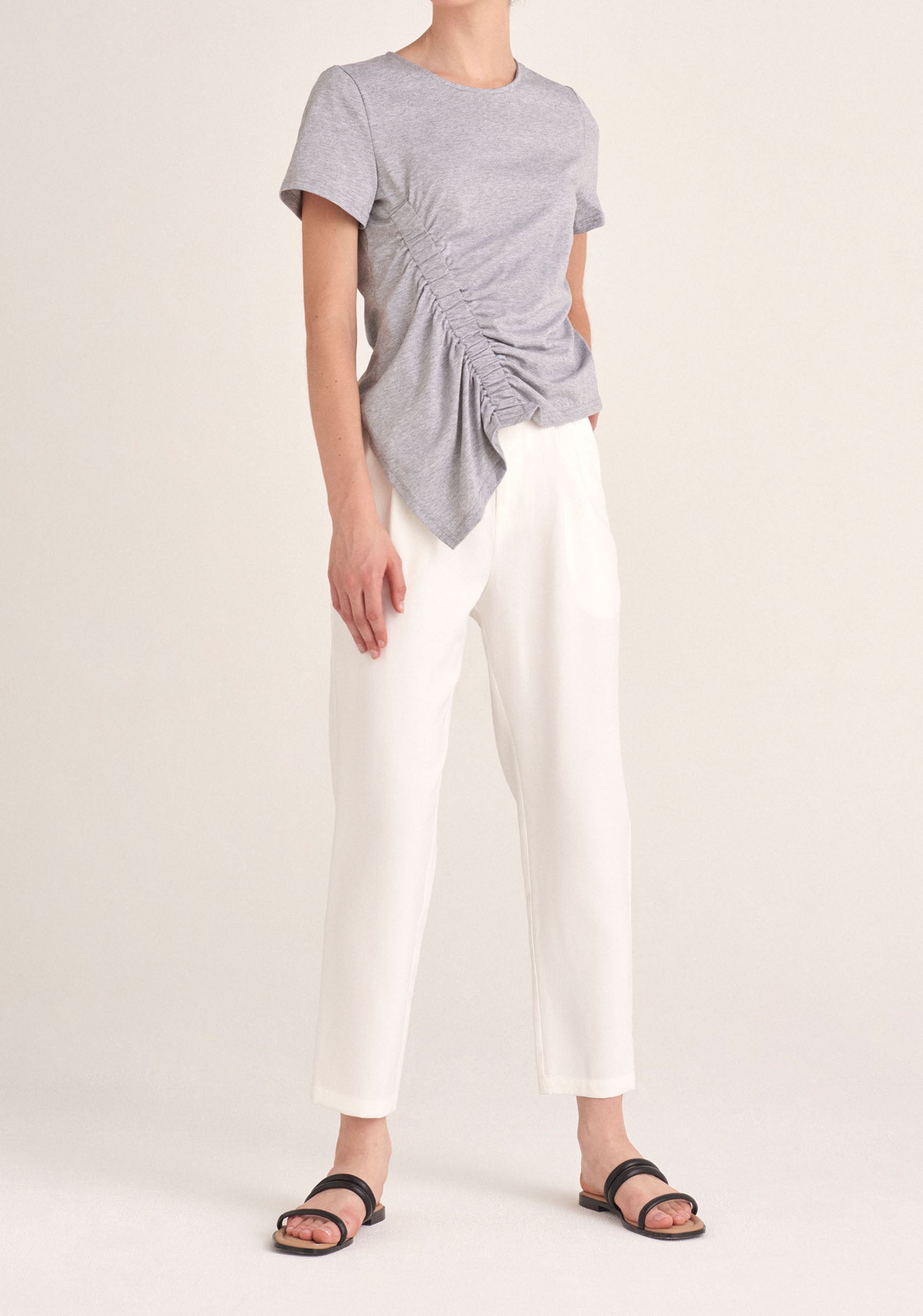 Paisie Ruched Short Sleeve Cotton Top in Light Grey