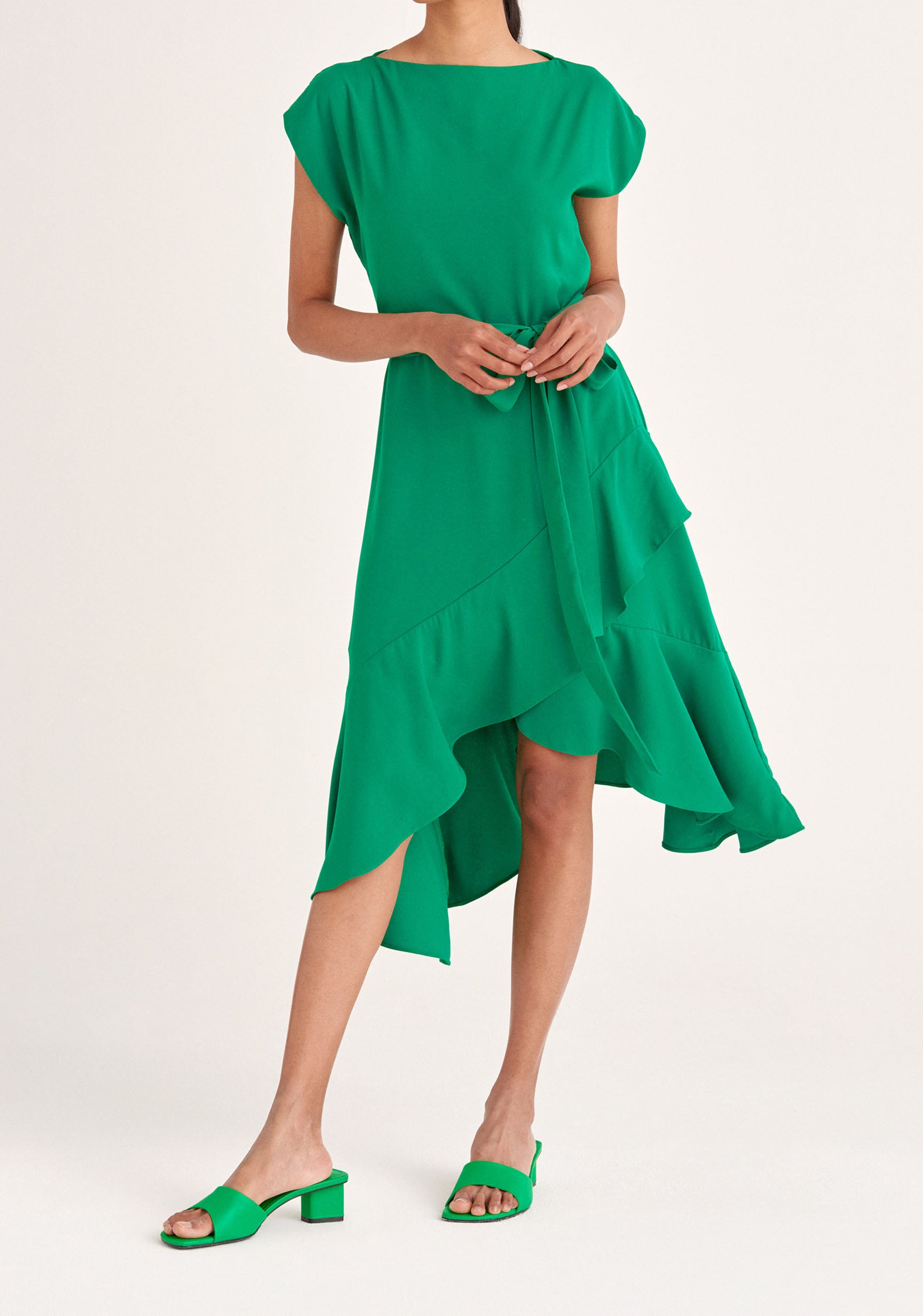 Paisie Belted Boat Neck Dress in Green