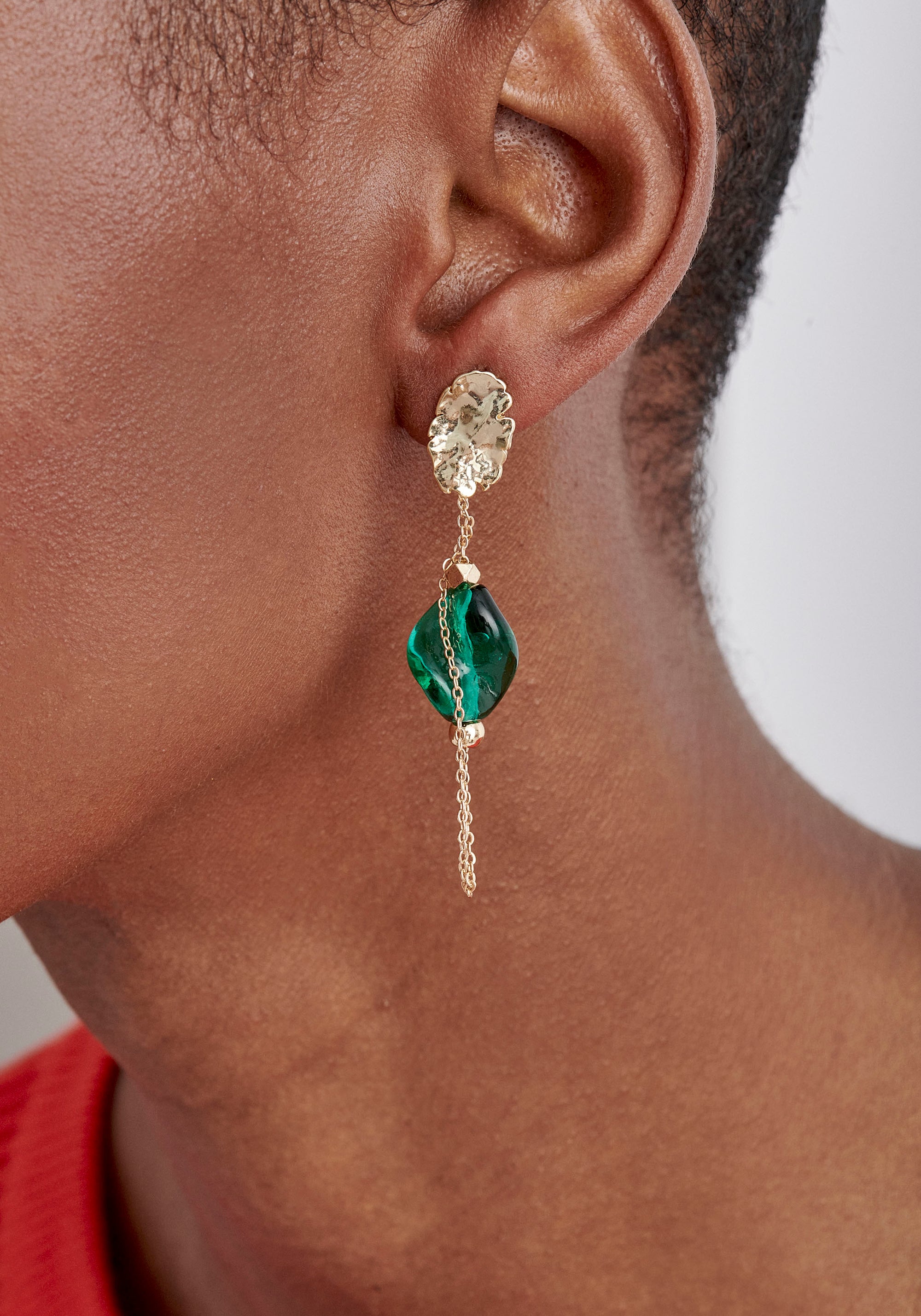 Paisie Dangling Glass Earrings