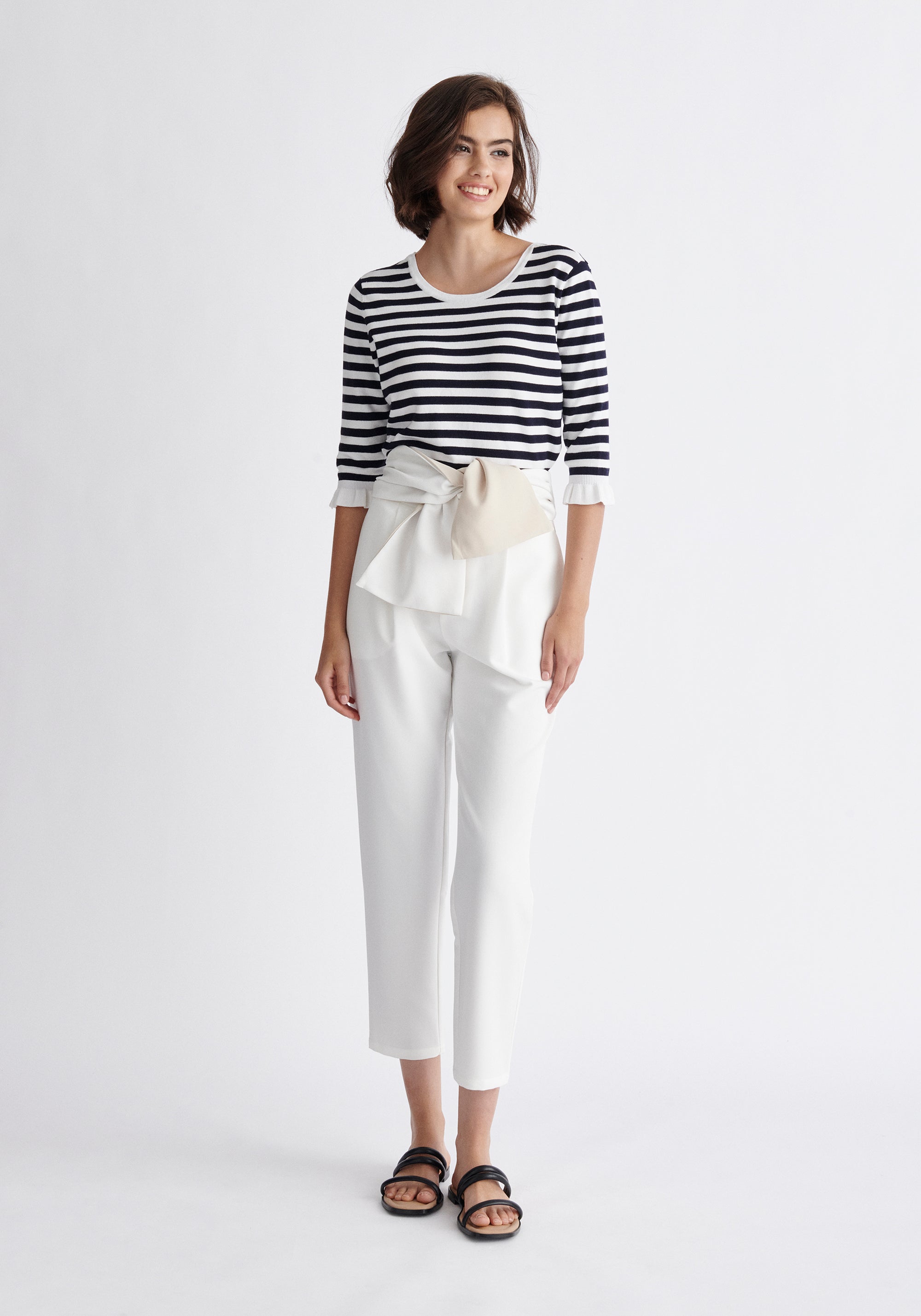 Paisie Waist Tie Peg Leg Trousers in White