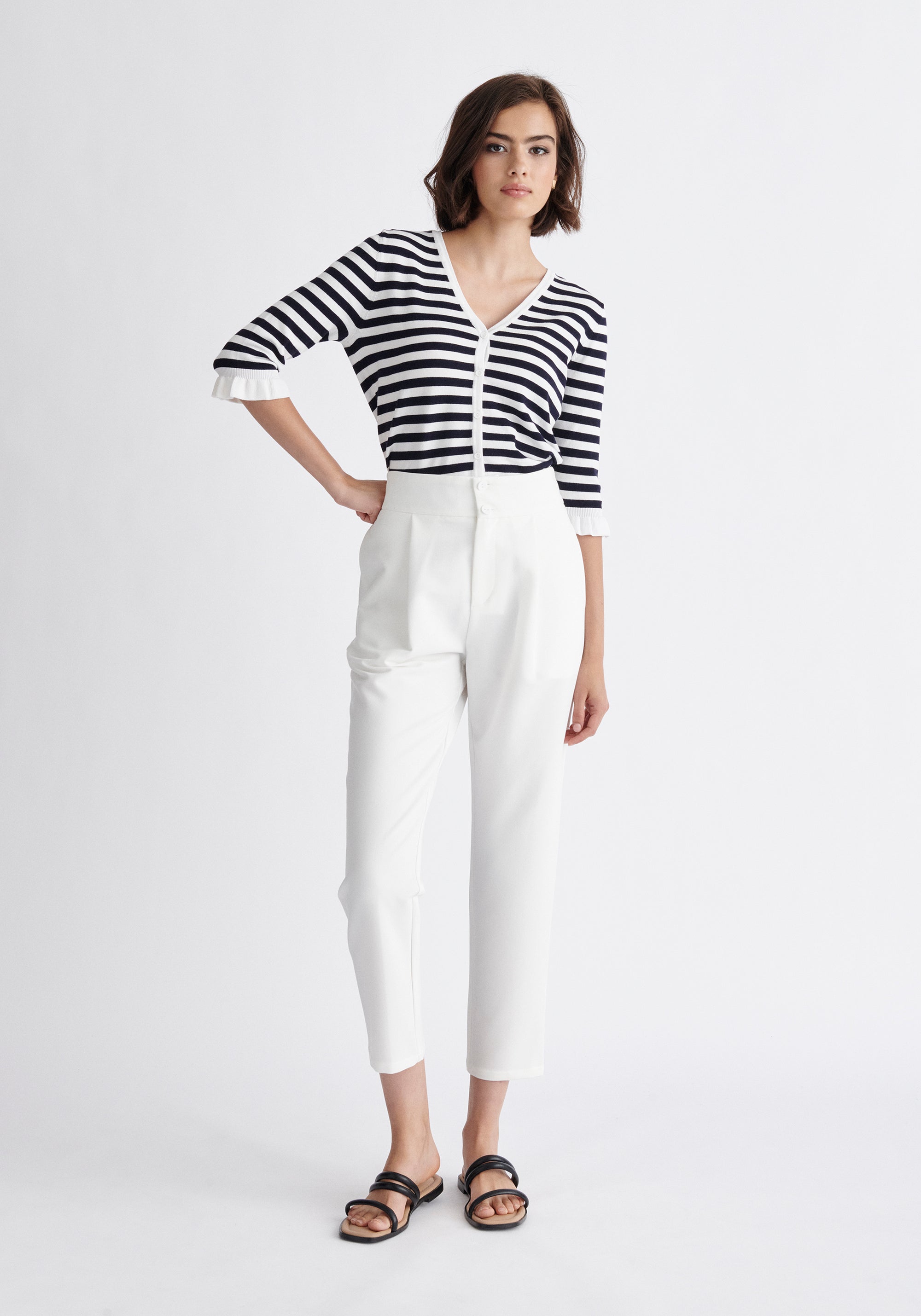 Paisie Waist Tie Peg Leg Trousers in White