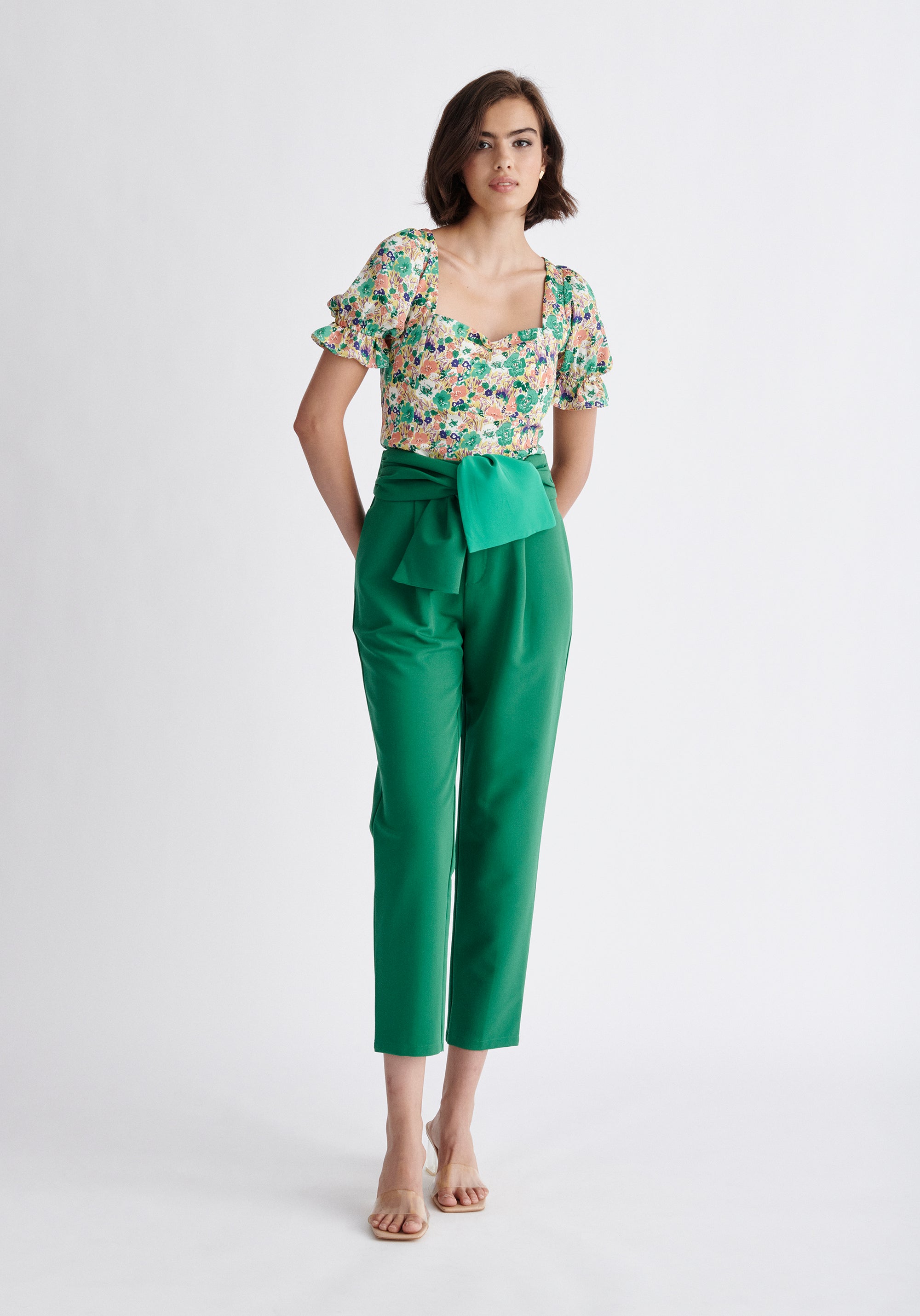 Paisie Waist Tie Peg Leg Trousers in Green