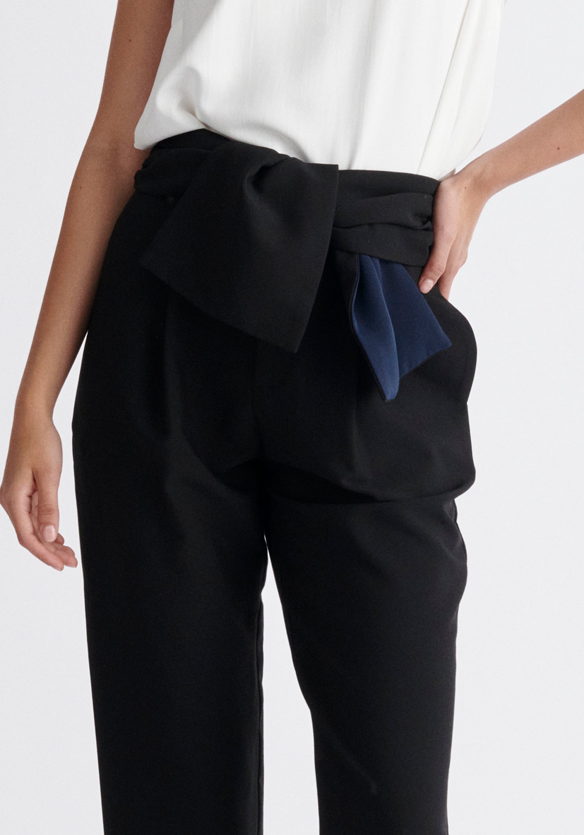 Paisie Waist Tie Peg Leg Trousers in Navy Close Up